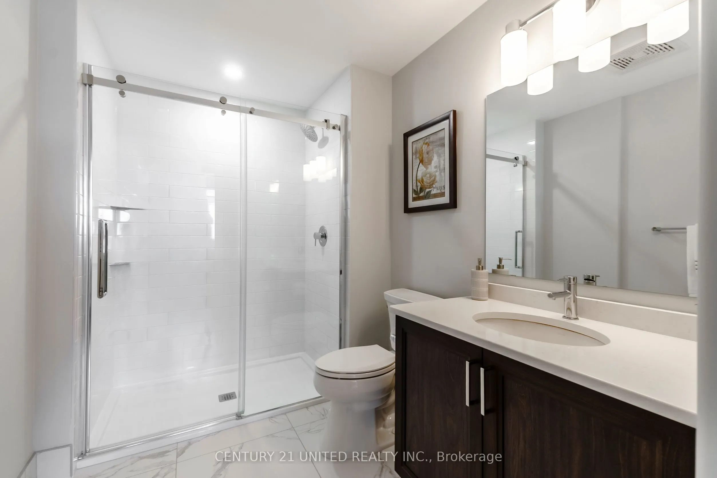 19 Hampton Lane, #202