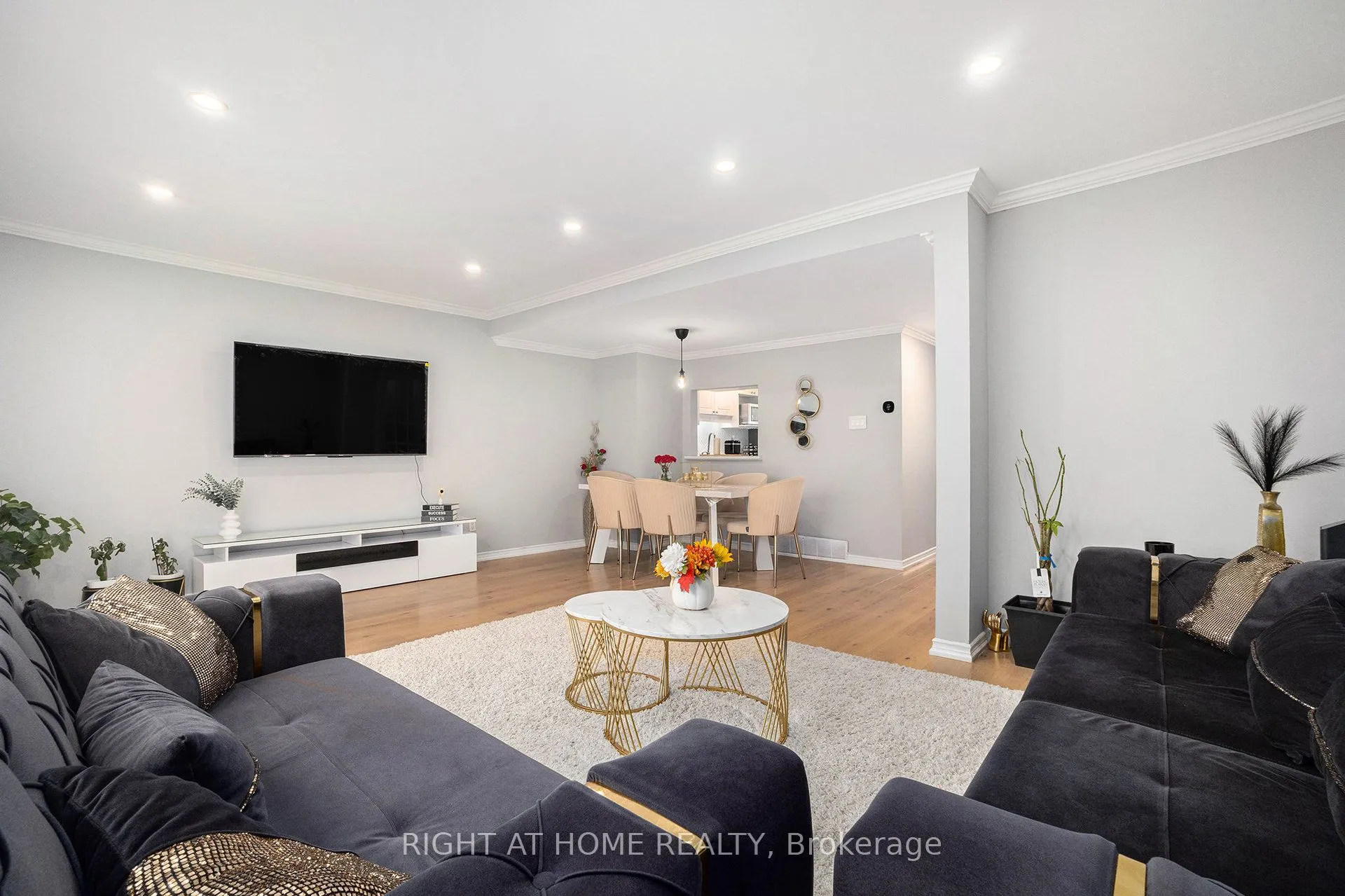 3 Monterey Drive