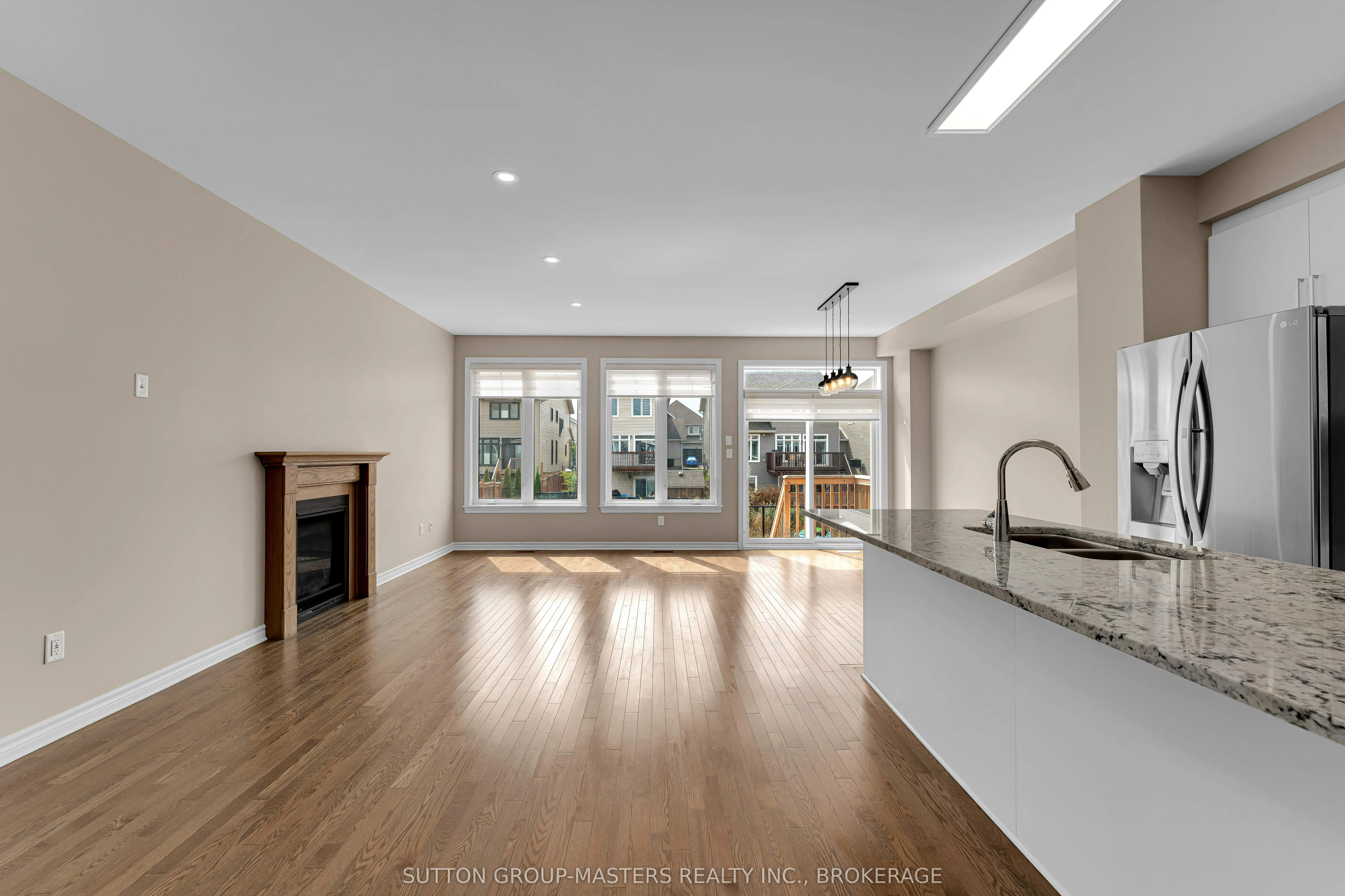 1099 Horizon Drive