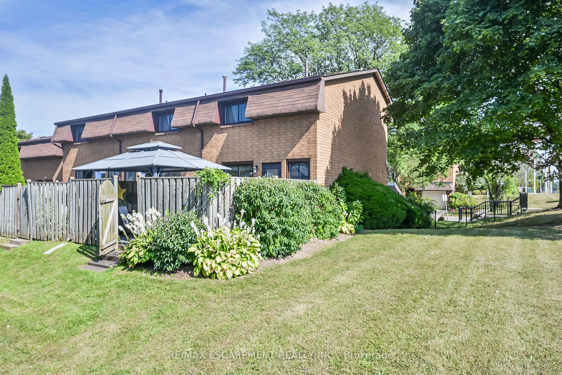 444 Stone Church Road W, #P1