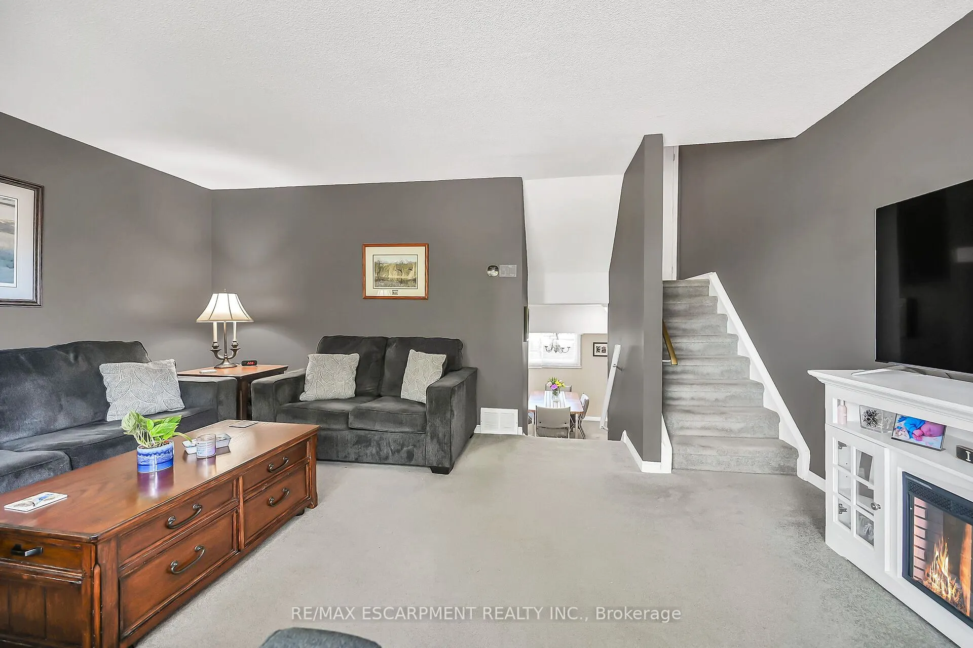 444 Stone Church Road W, #P1