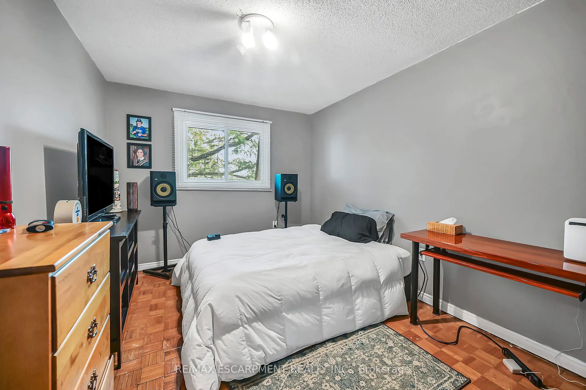 444 Stone Church Road W, #P1
