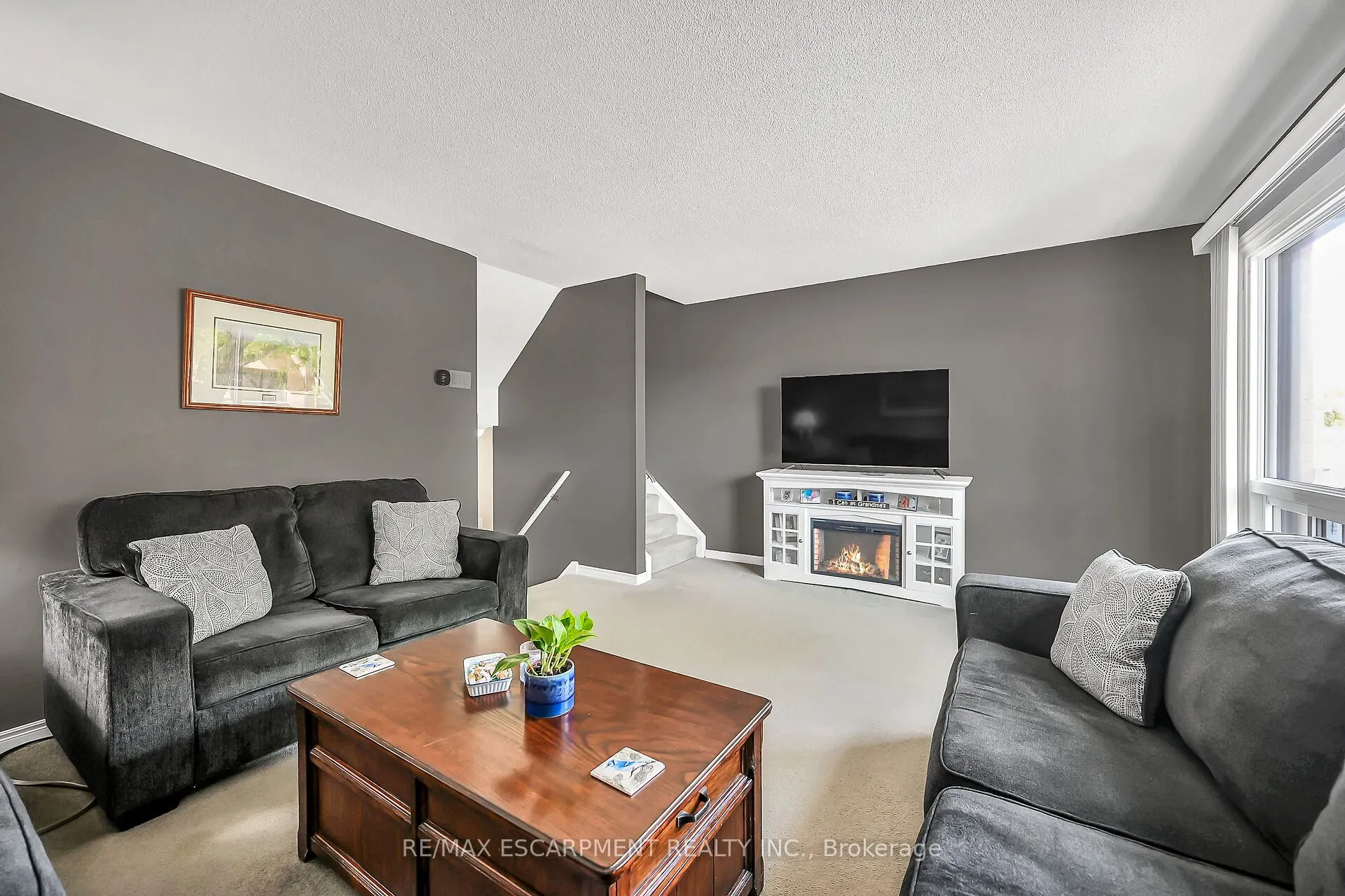 444 Stone Church Road W, #P1