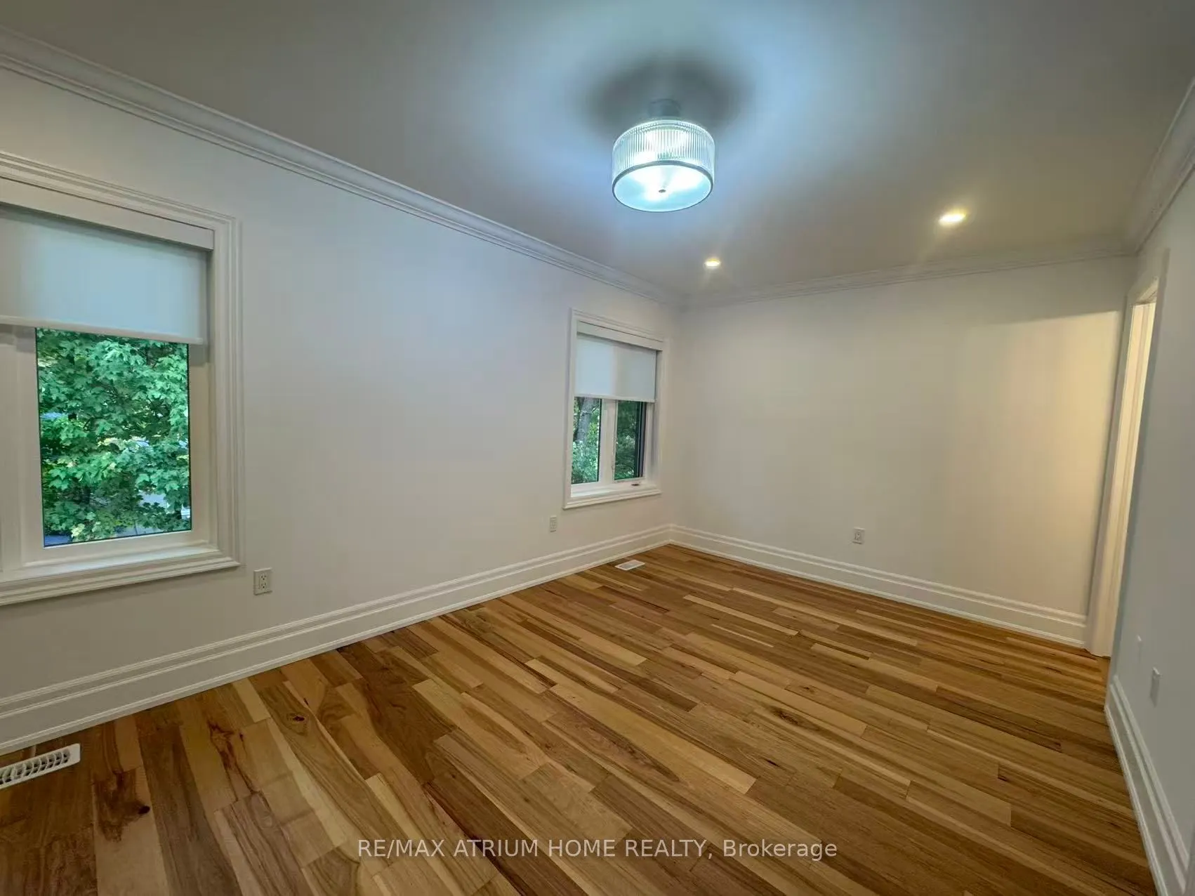 111 Wilson Street E, #2