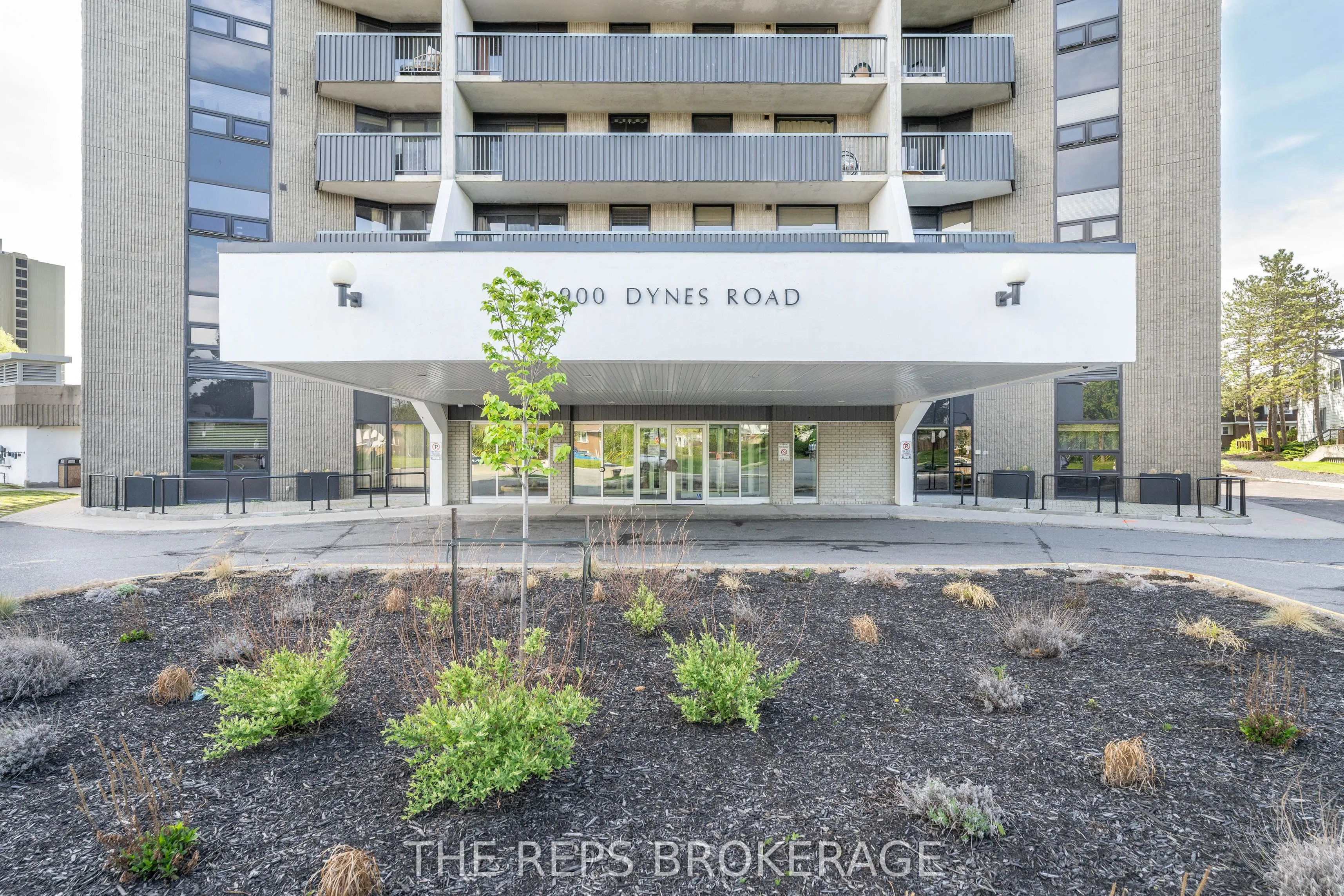 900 Dynes Road, #2001
