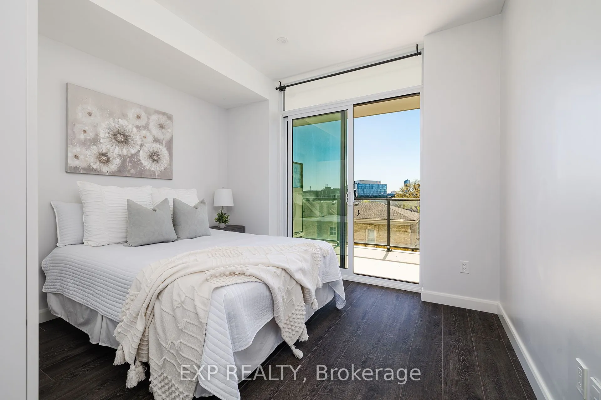 741 King Street W, #408