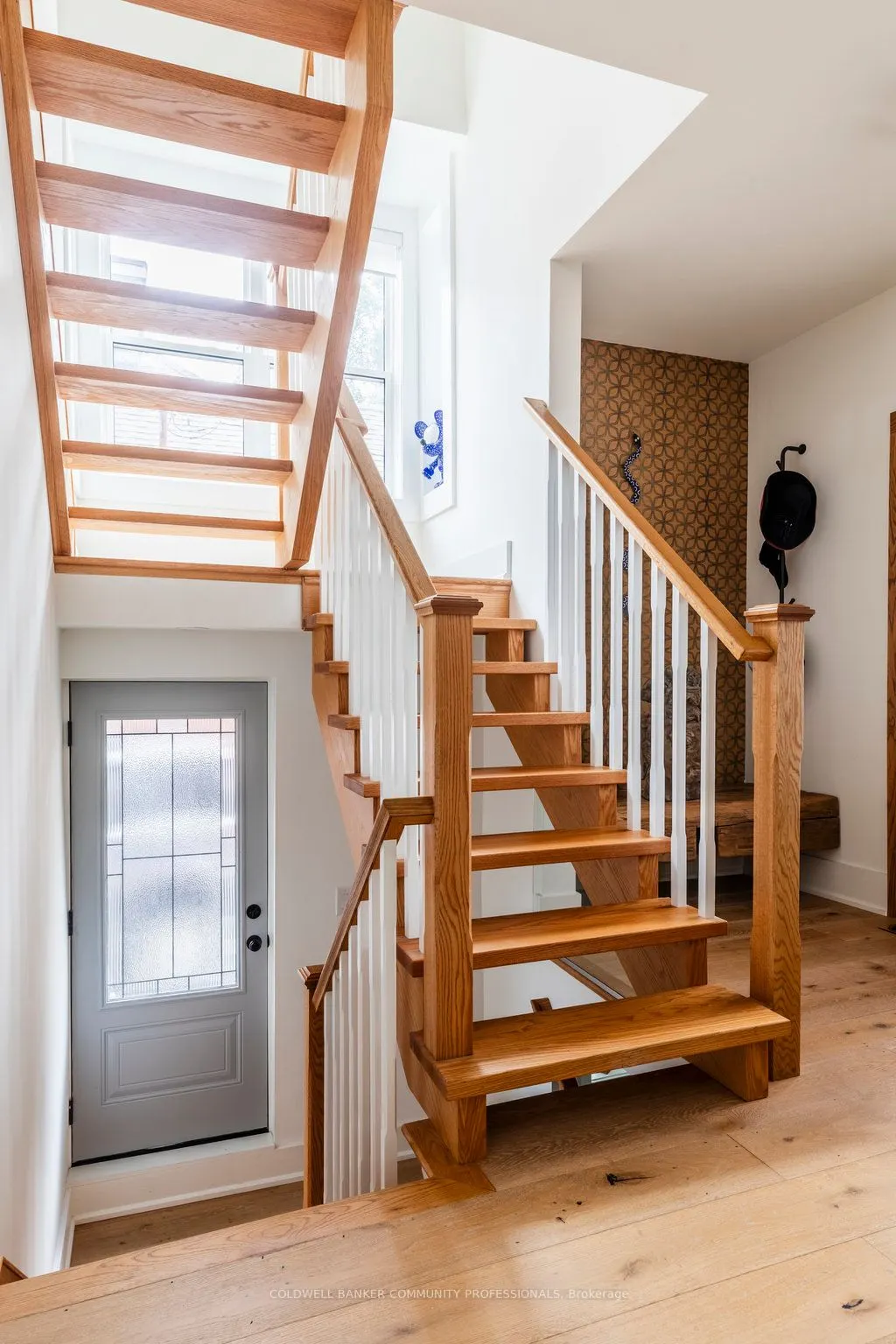72 Rosslyn Avenue S