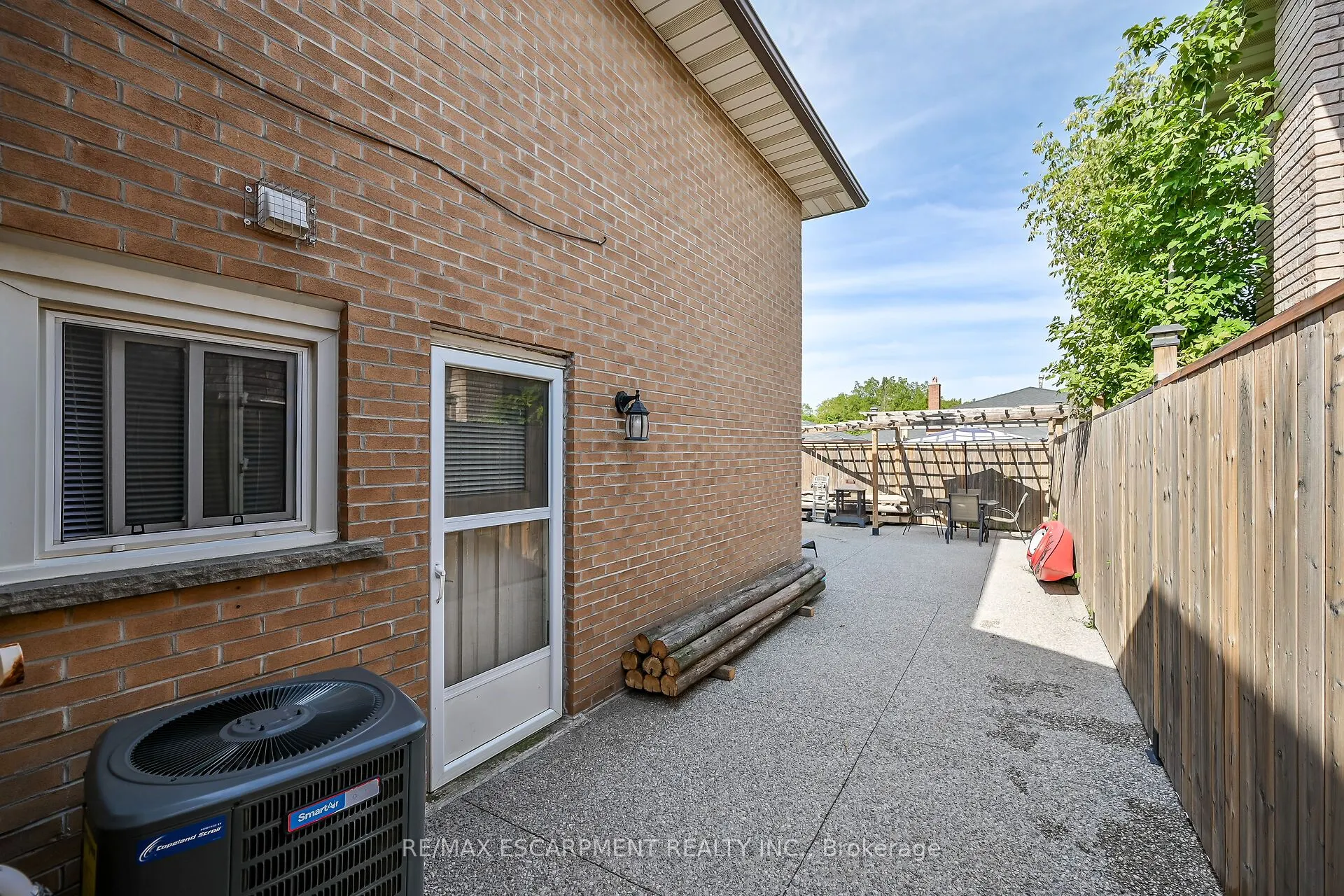 28 Tara Court