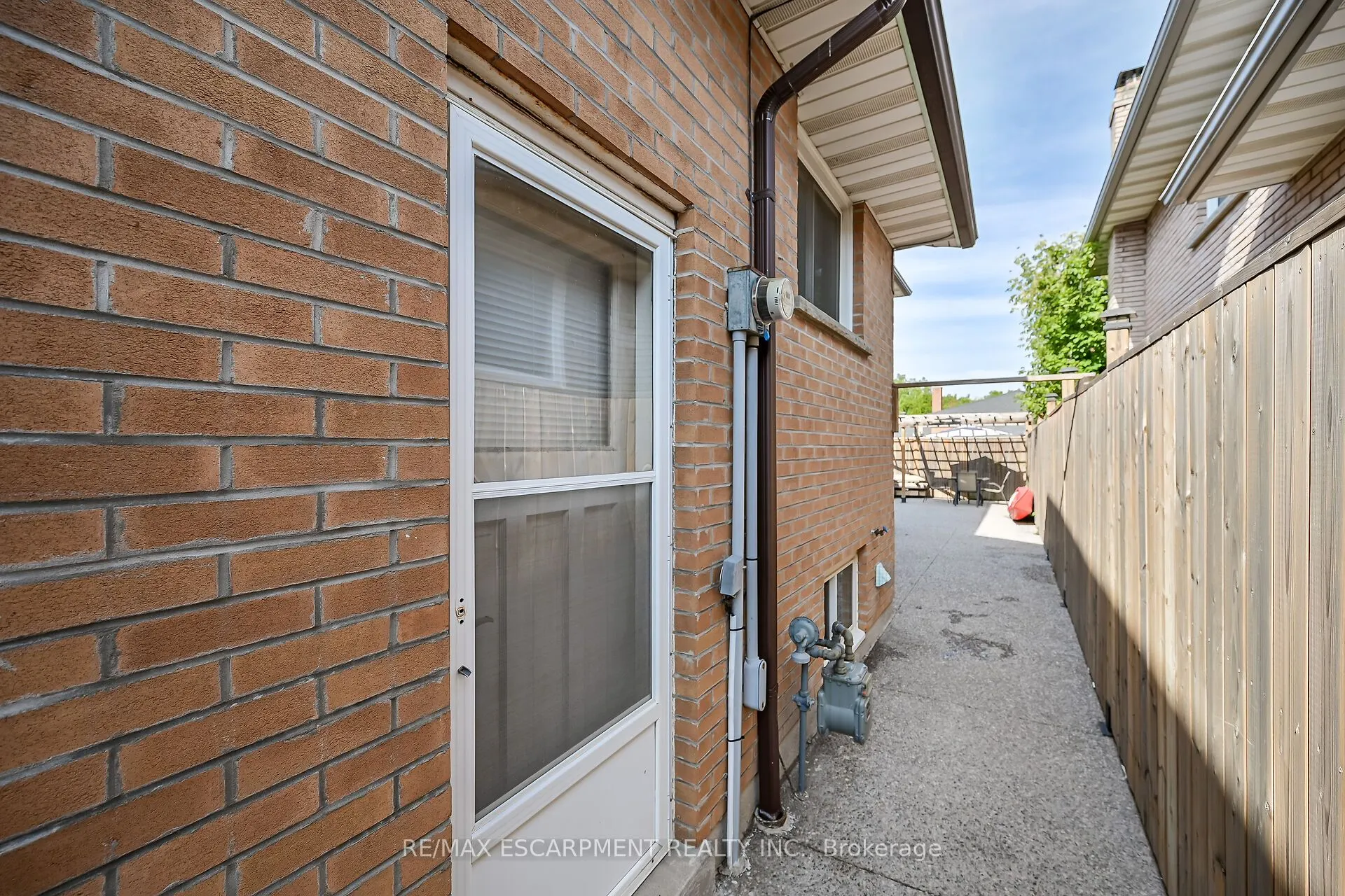28 Tara Court