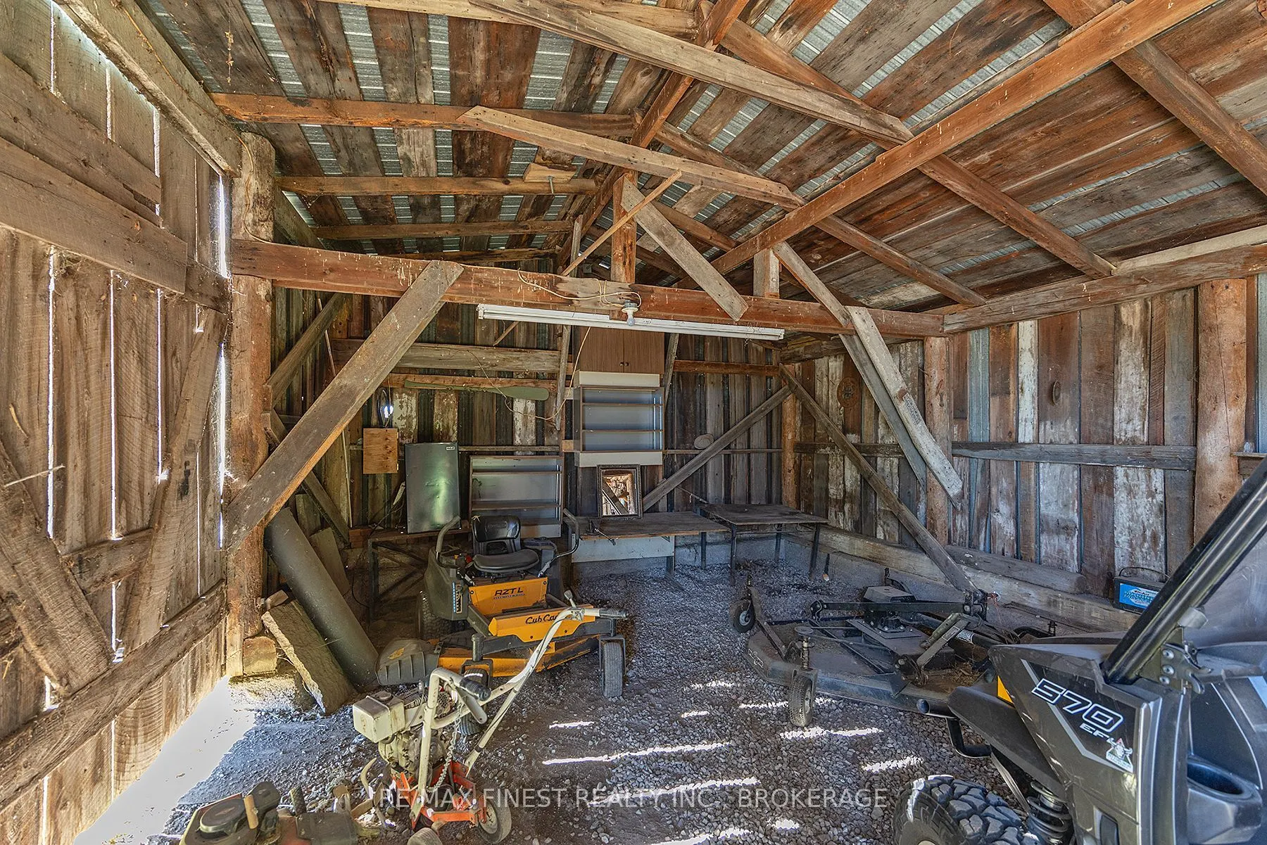 6676 Highway 15