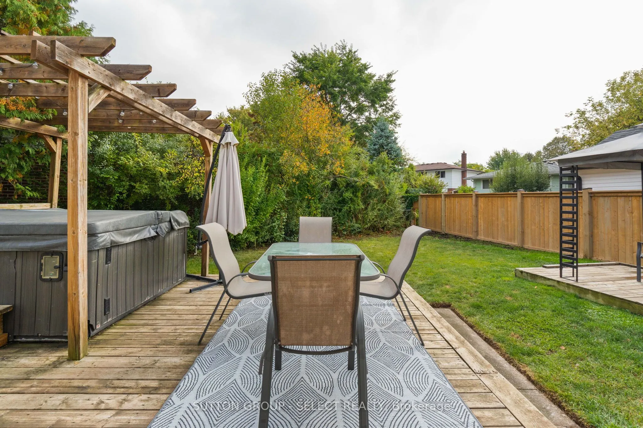 12 Kinburn Crescent