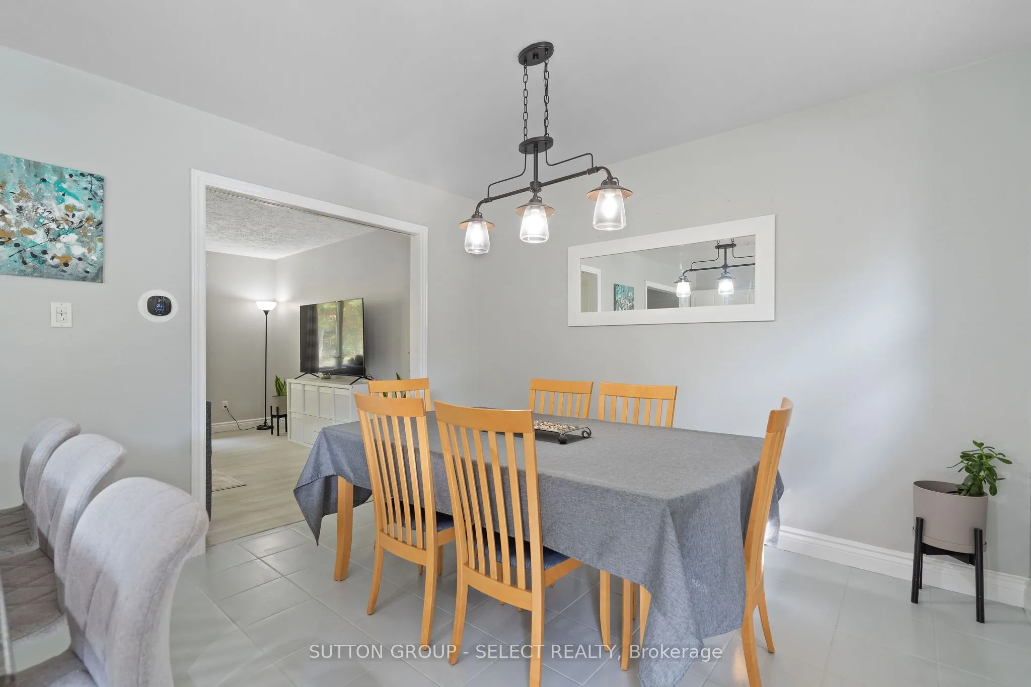 12 Kinburn Crescent