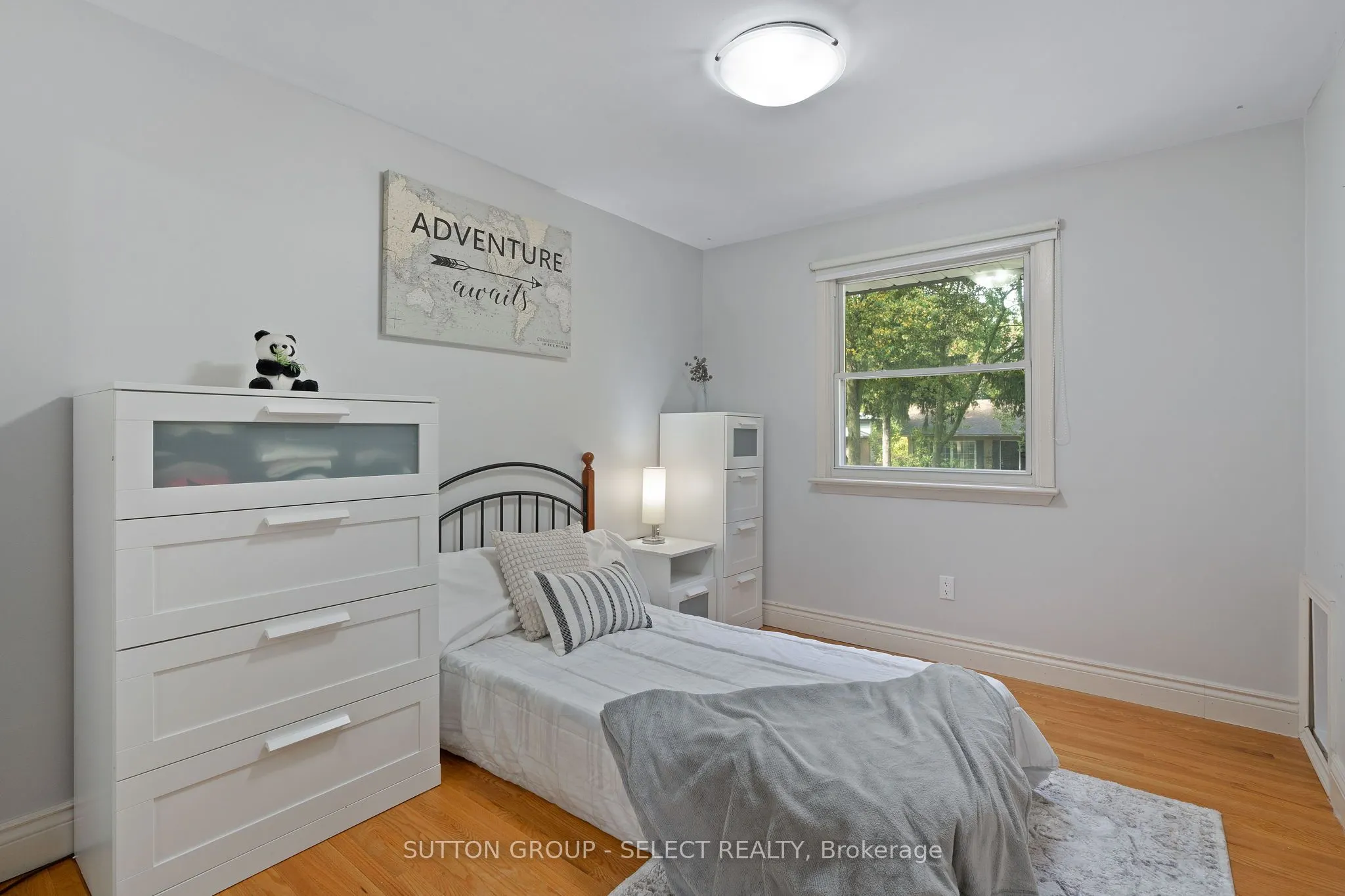 12 Kinburn Crescent