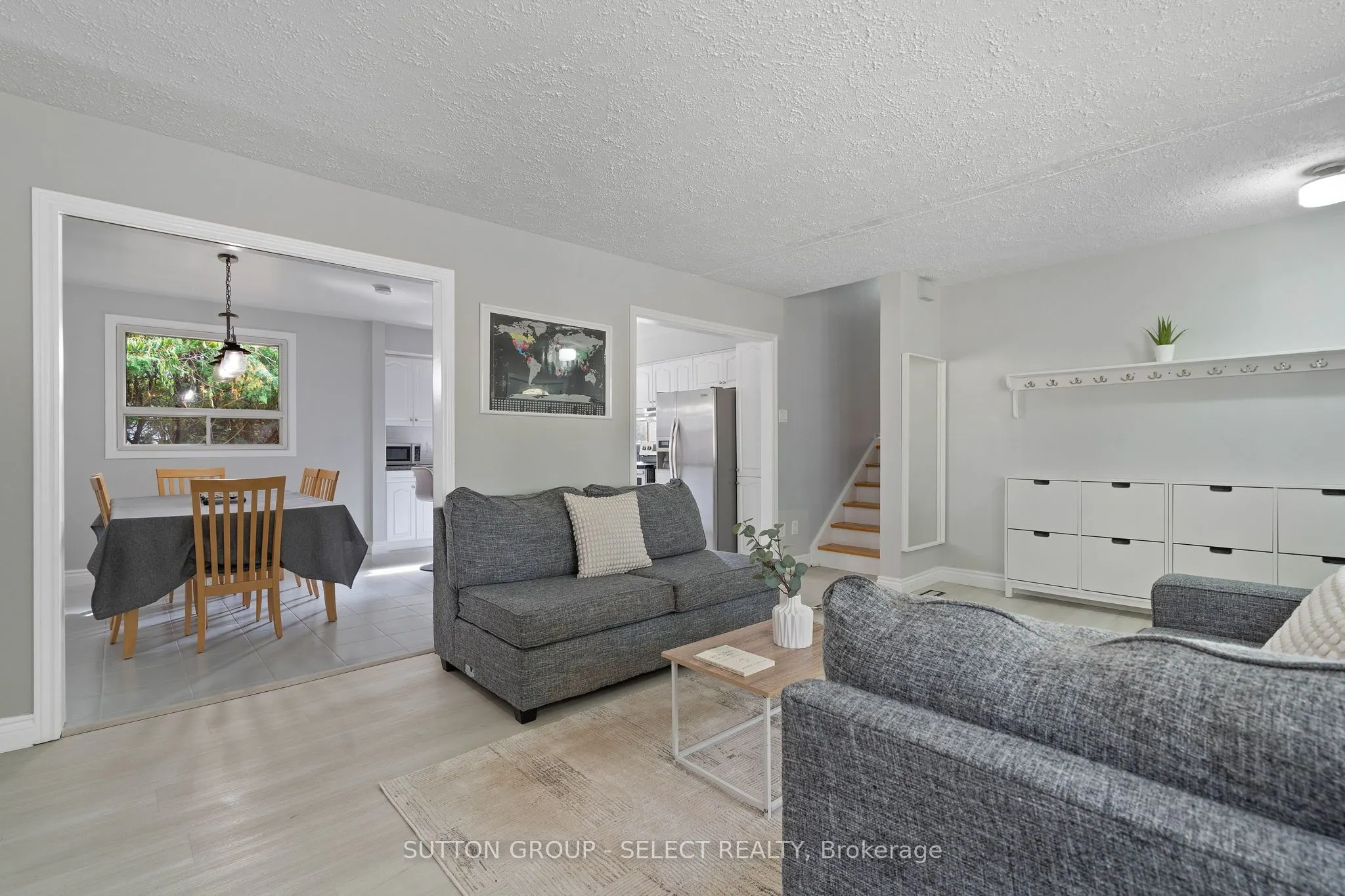 12 Kinburn Crescent