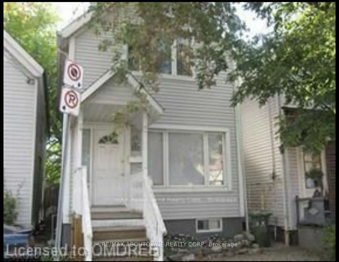 110 BEACH Road E