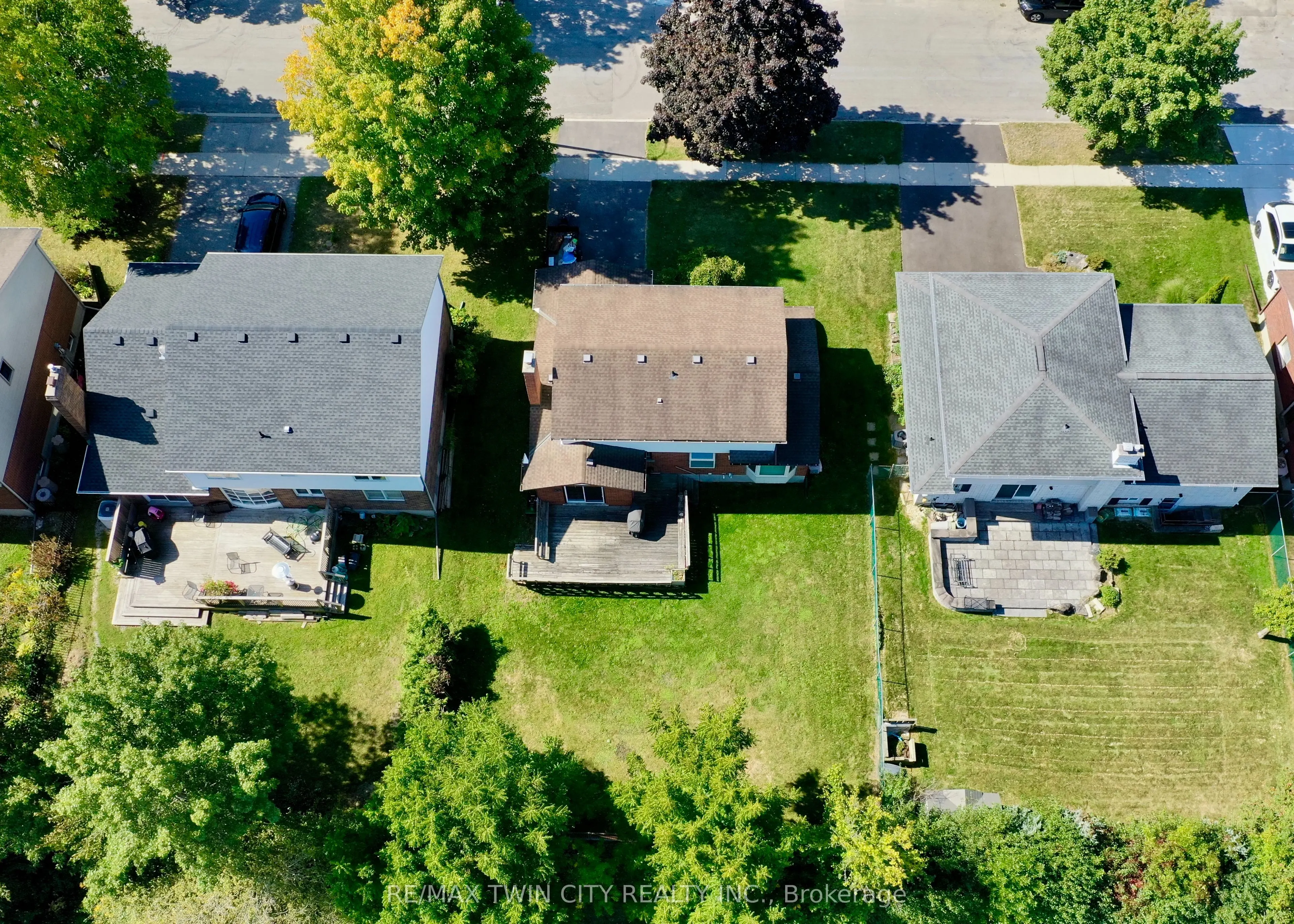 148 Candlewood Crescent
