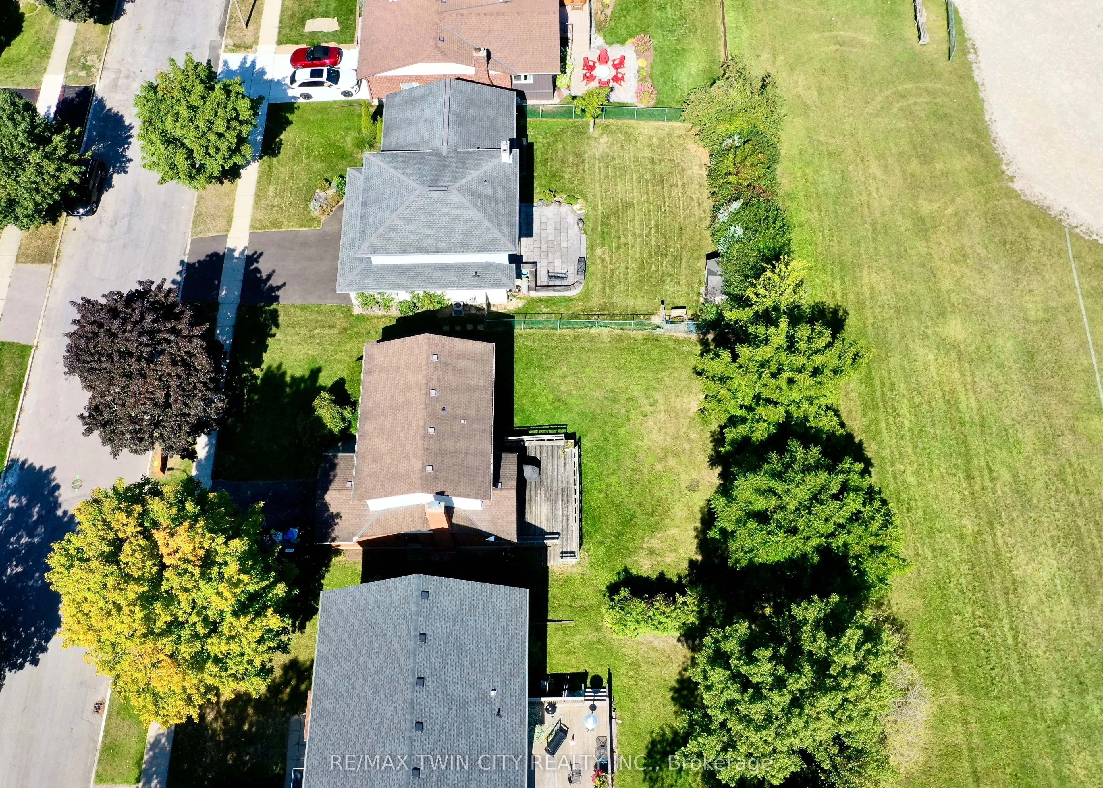 148 Candlewood Crescent