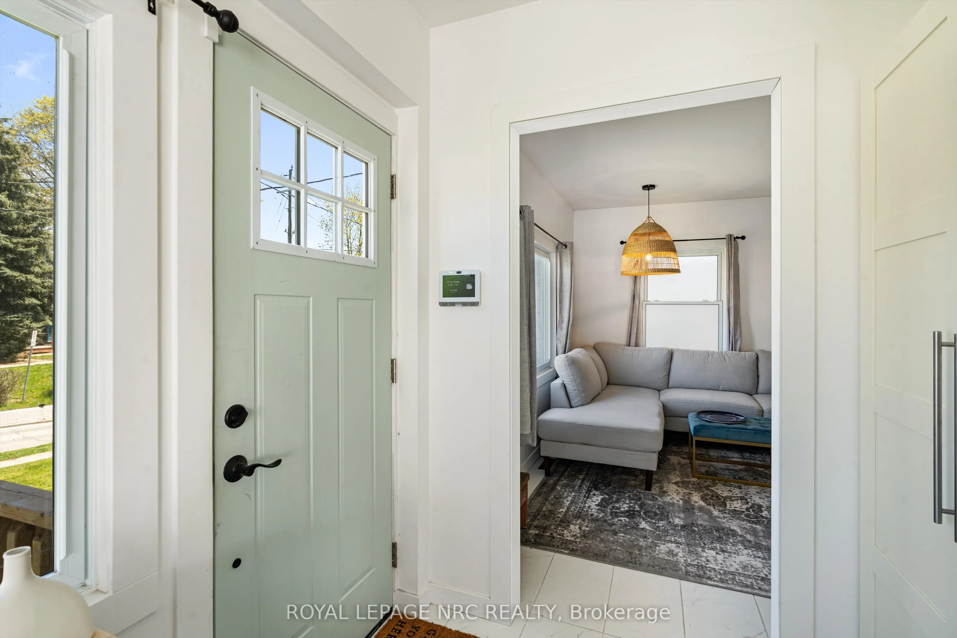 37 Lock Street