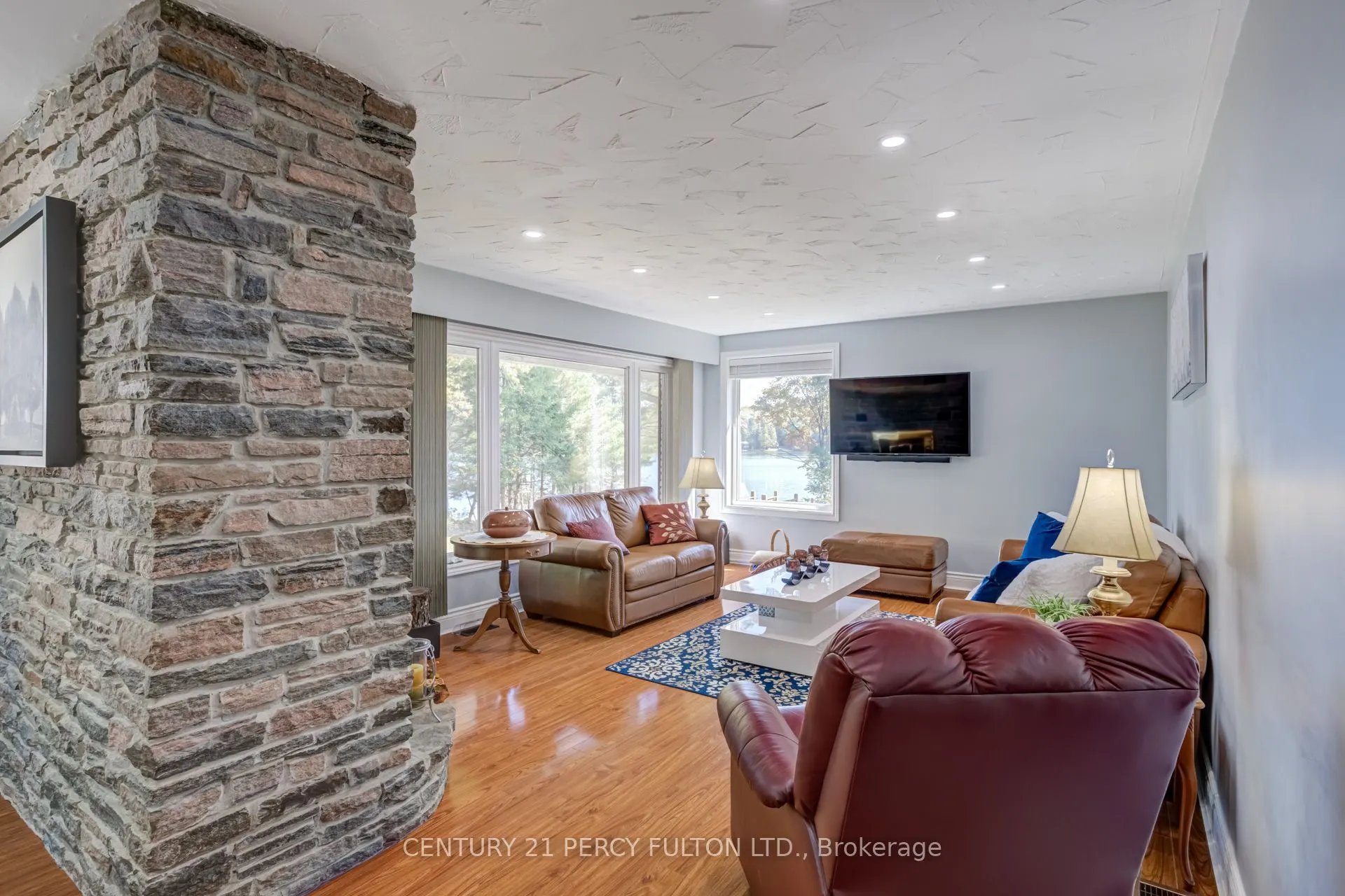 15166 Highway 118