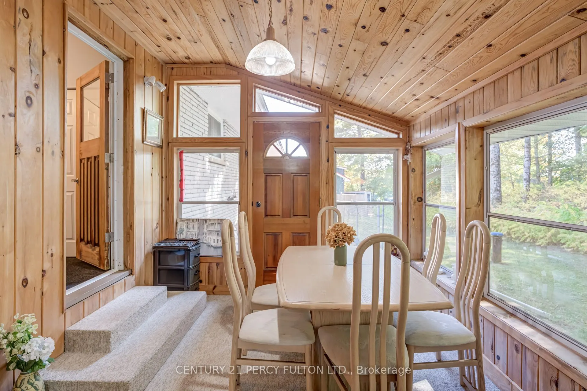 15166 Highway 118