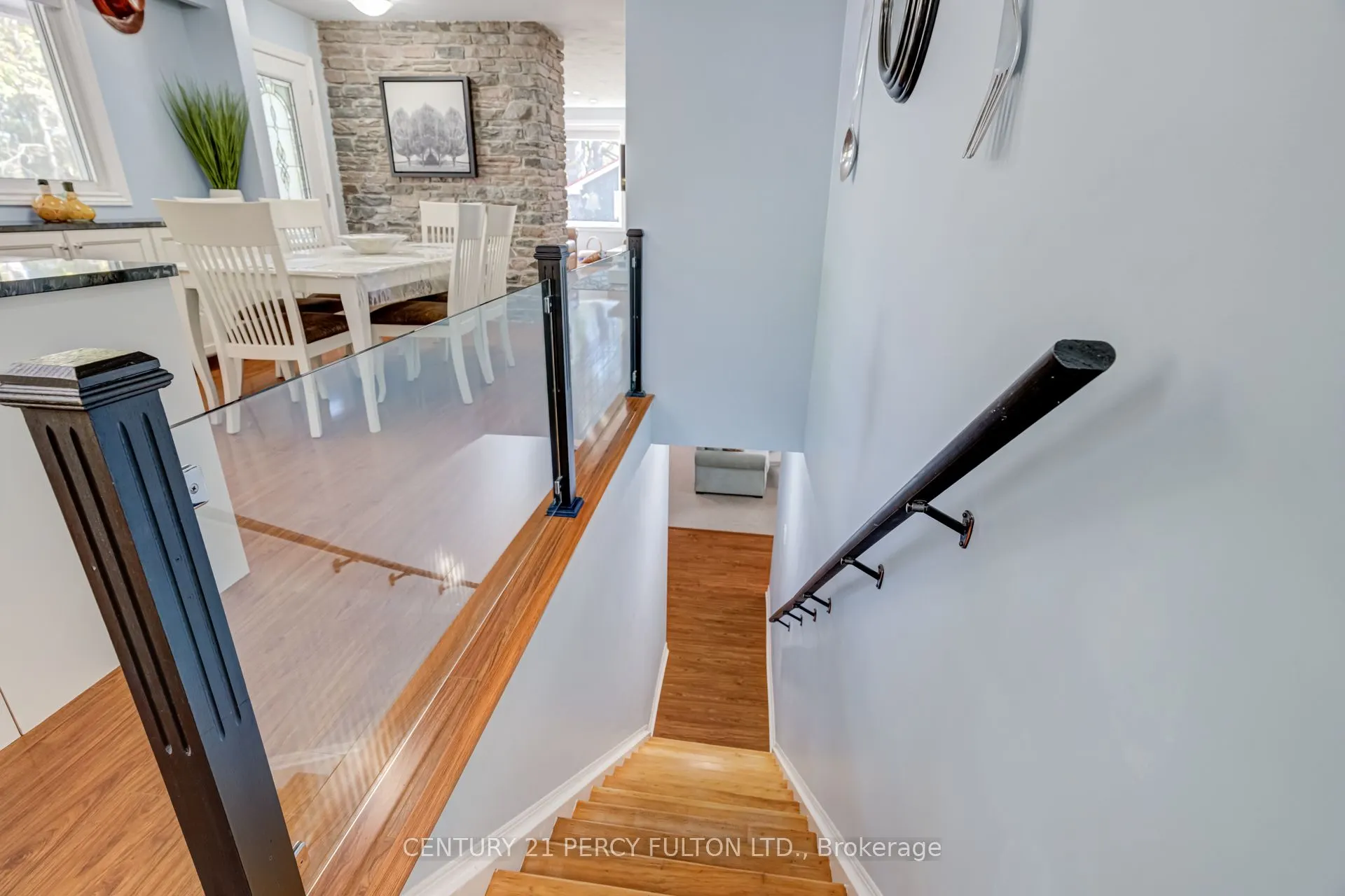 15166 Highway 118
