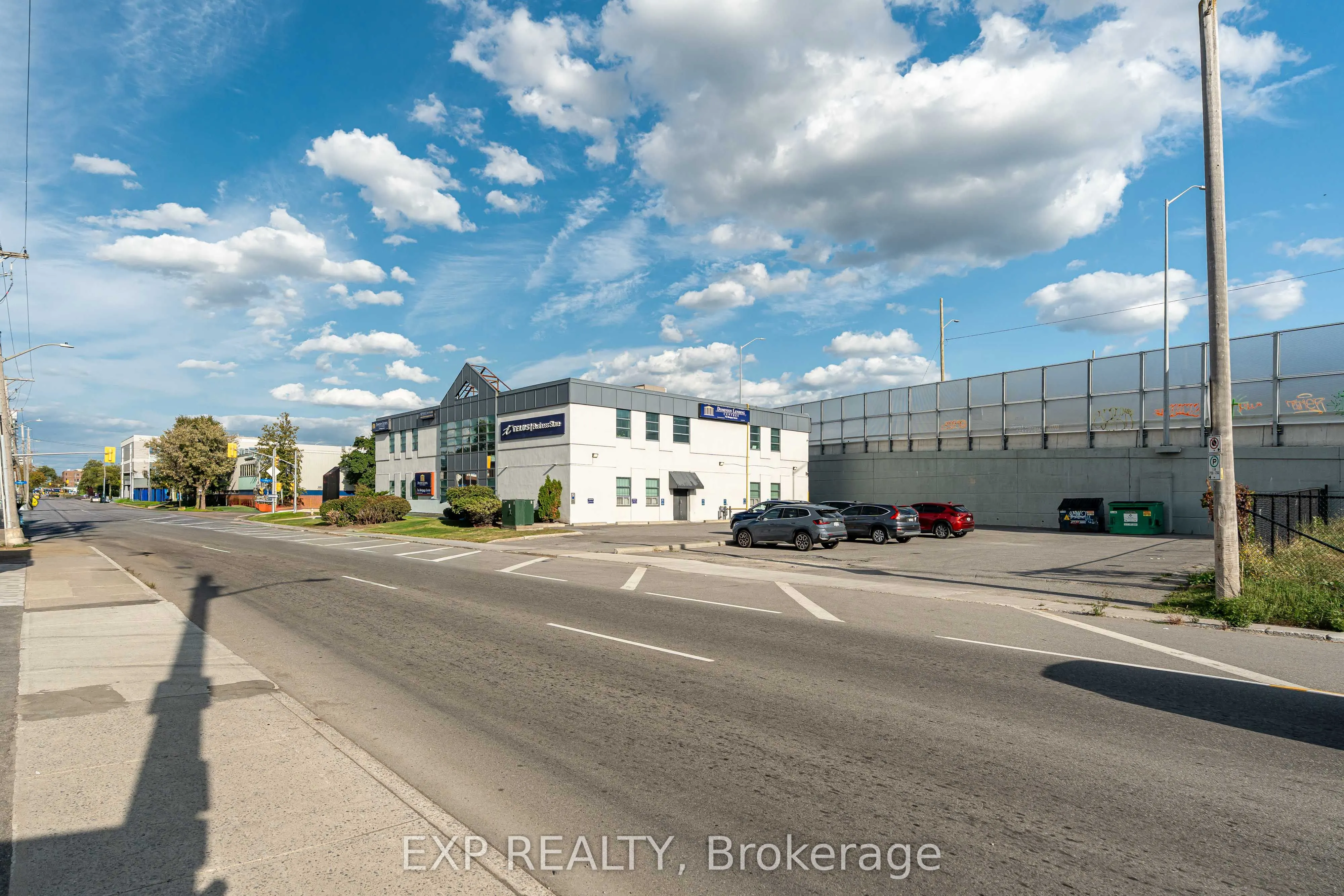 424 CATHERINE Street, #200