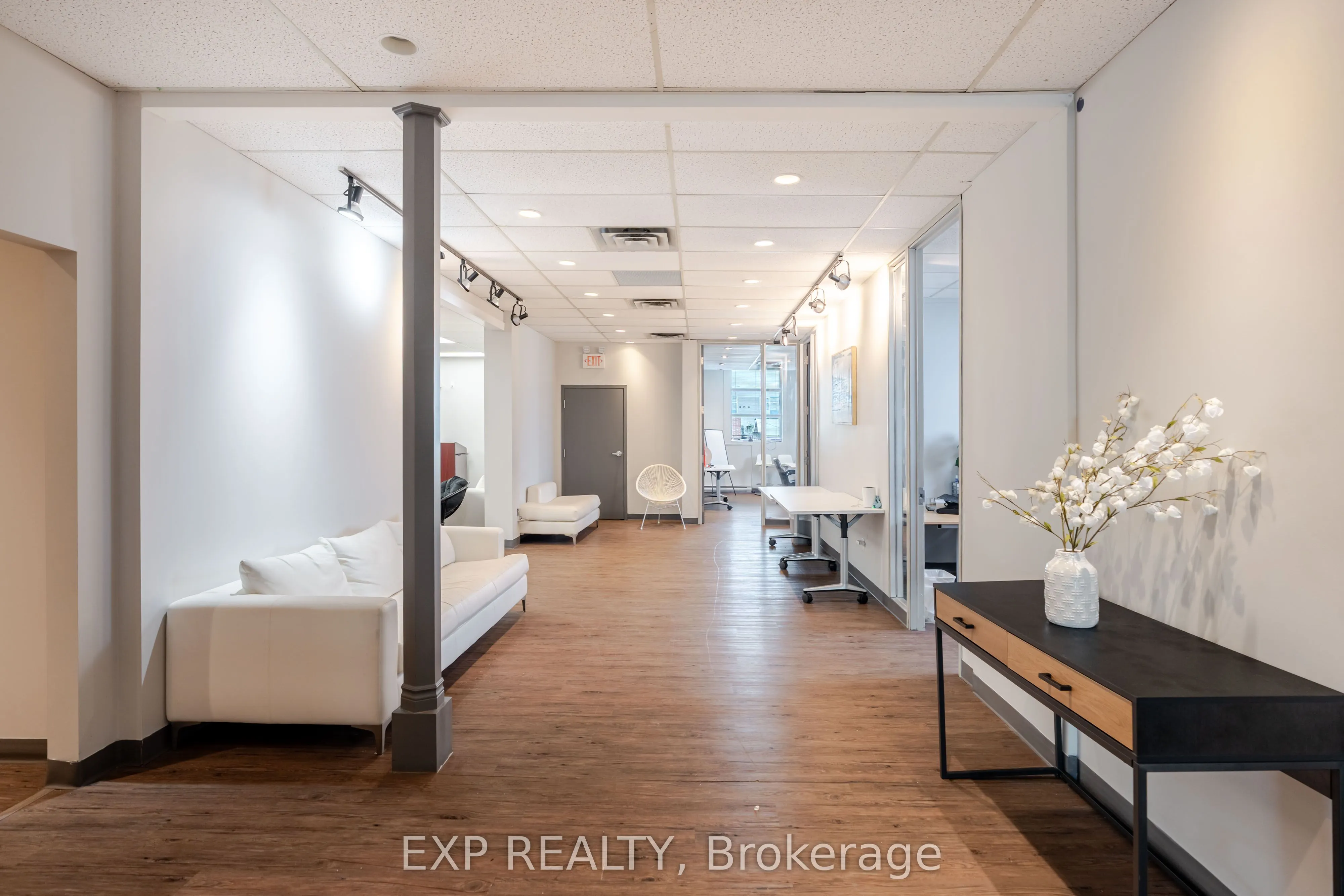 424 CATHERINE Street, #200
