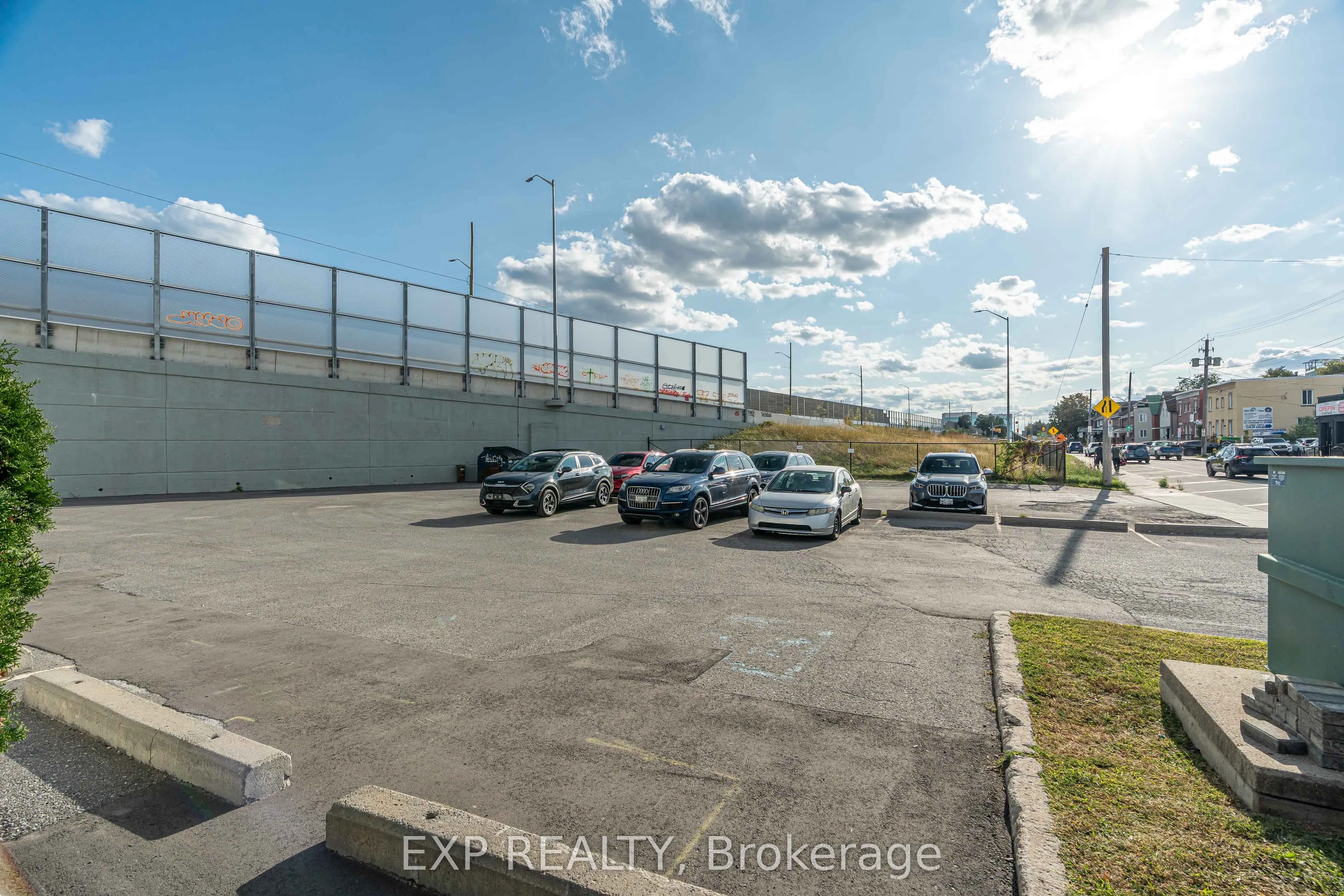 424 CATHERINE Street, #200