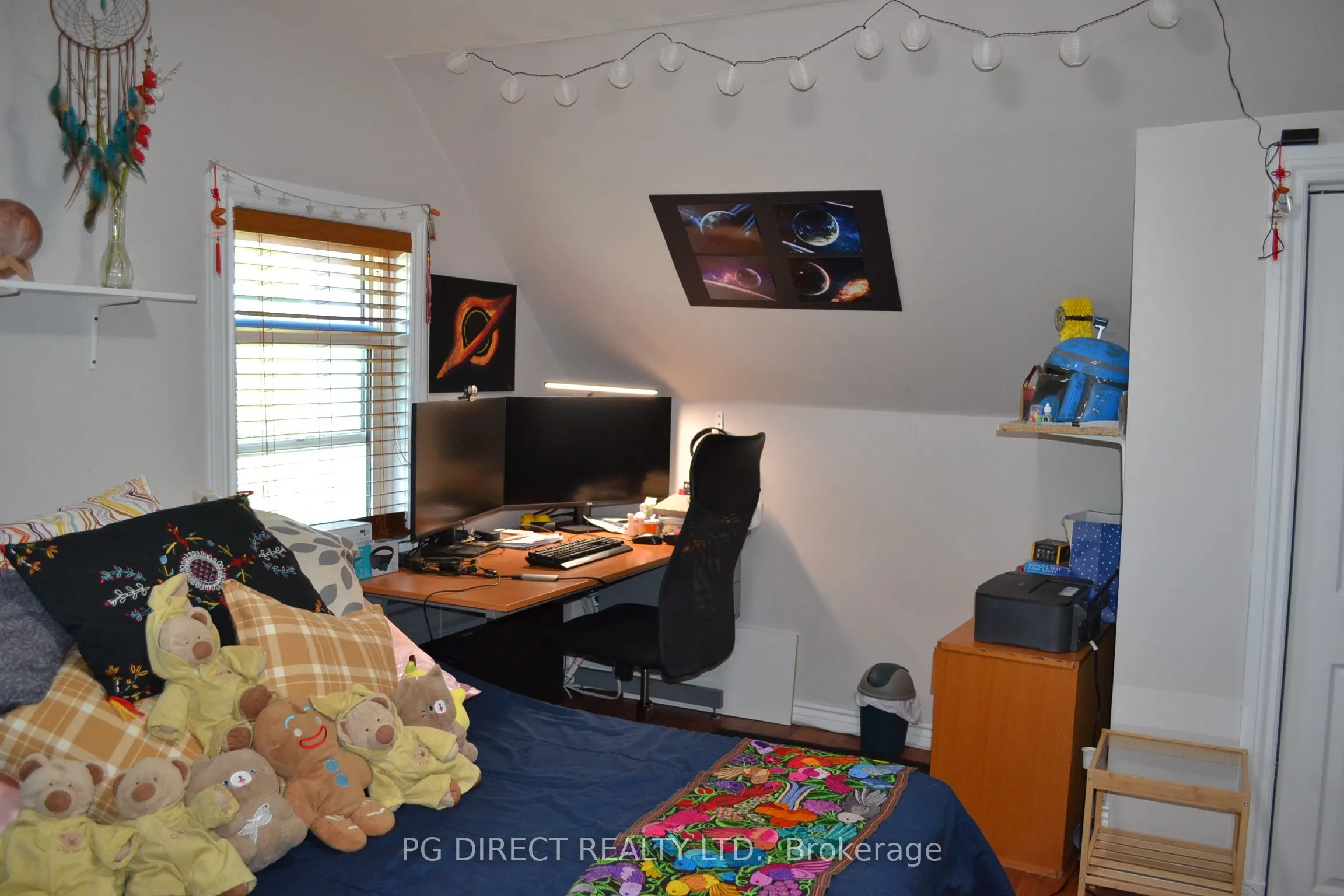 478 First Avenue W