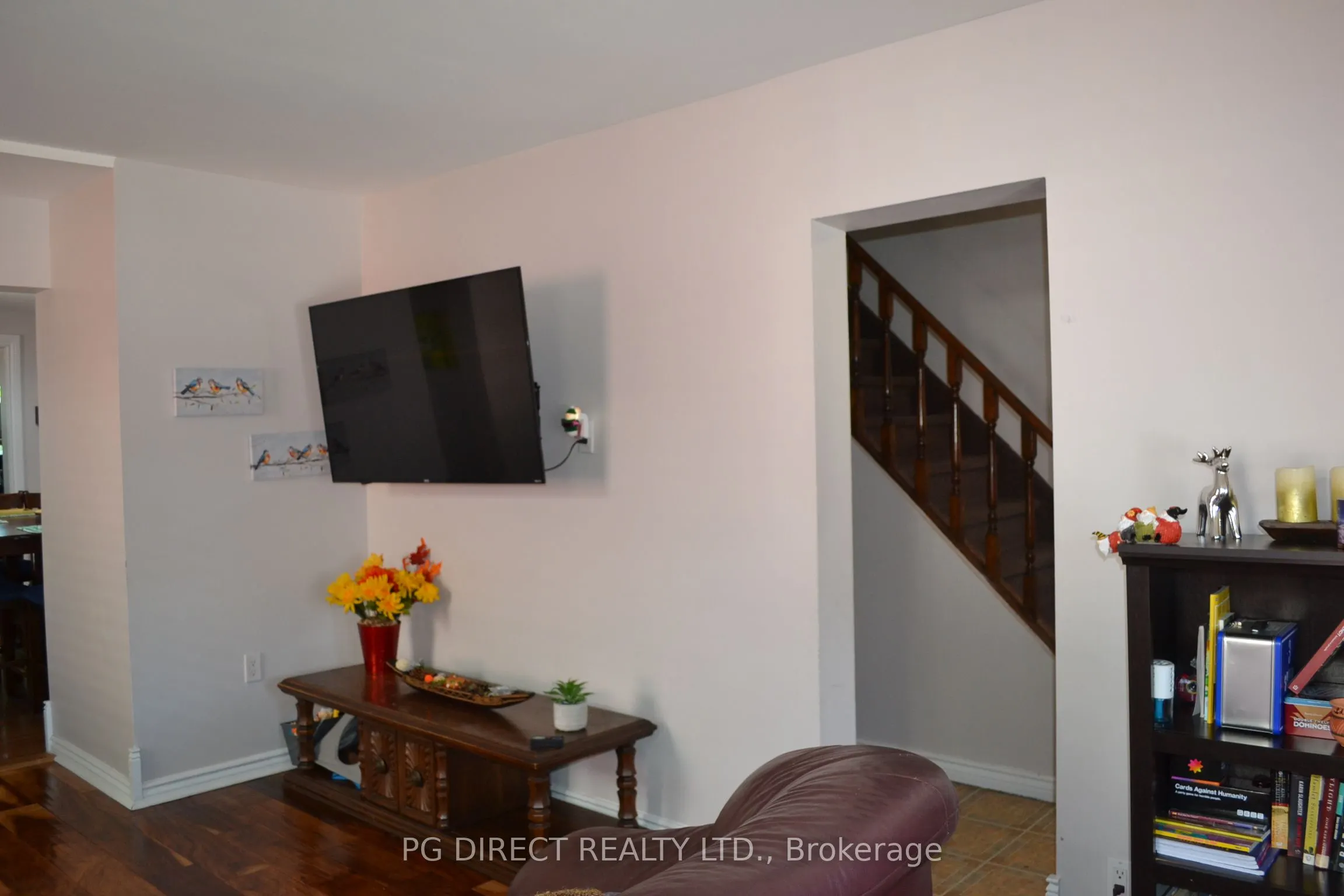 478 First Avenue W
