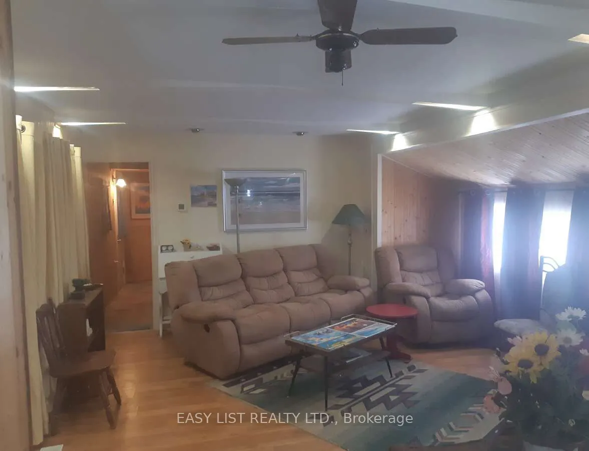 18 Sutton Drive