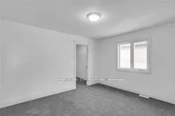 28 Rosina Lane