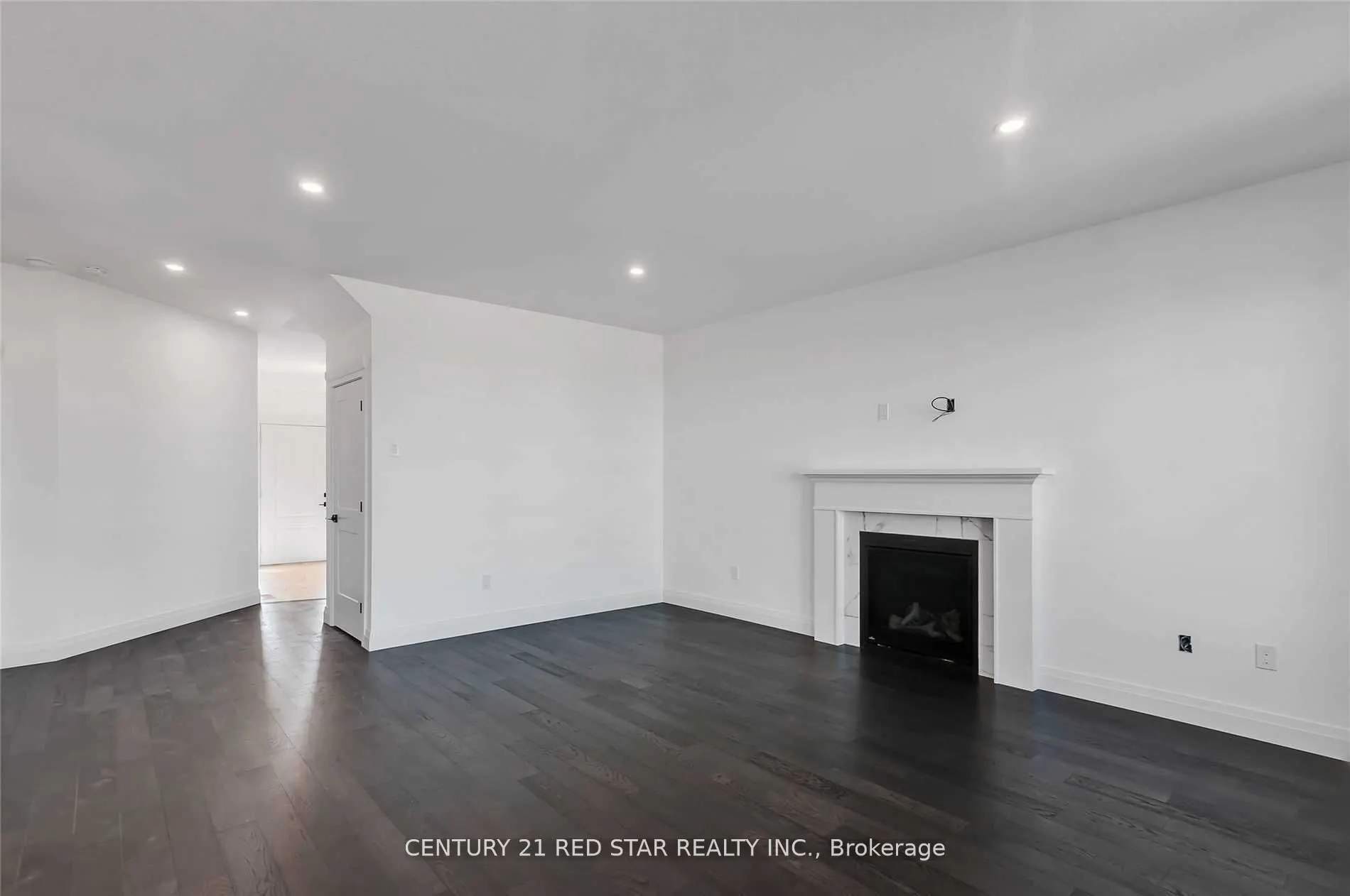 28 Rosina Lane