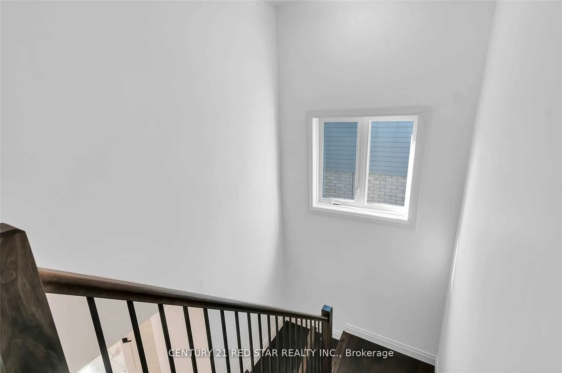 28 Rosina Lane