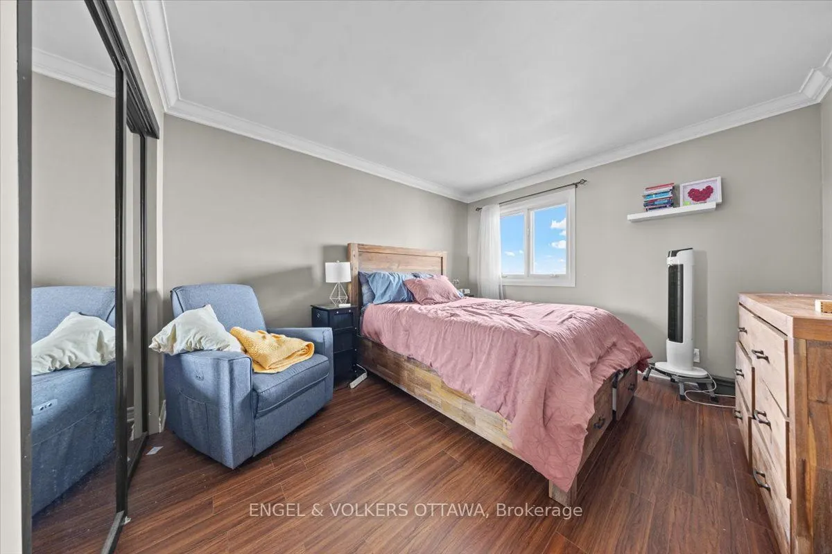158A McArthur Avenue E, #908