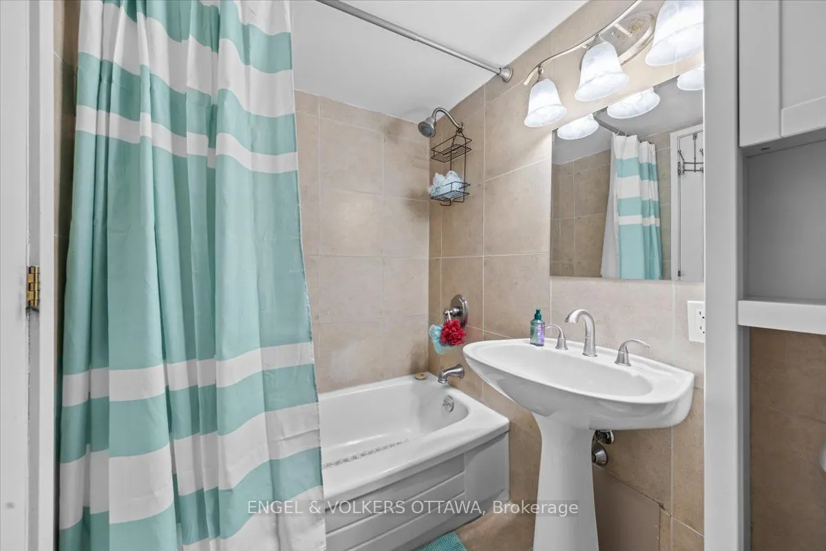 158A McArthur Avenue E, #908