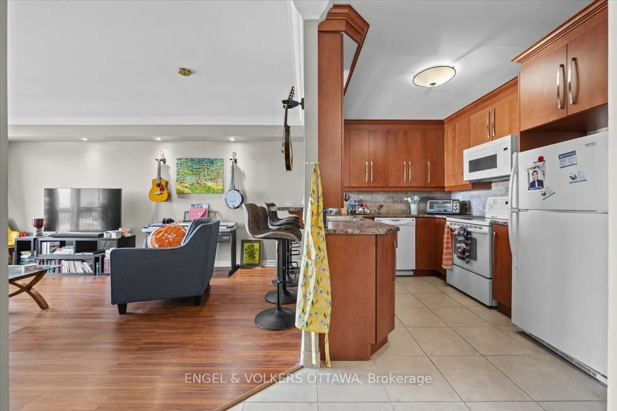 158A McArthur Avenue E, #908