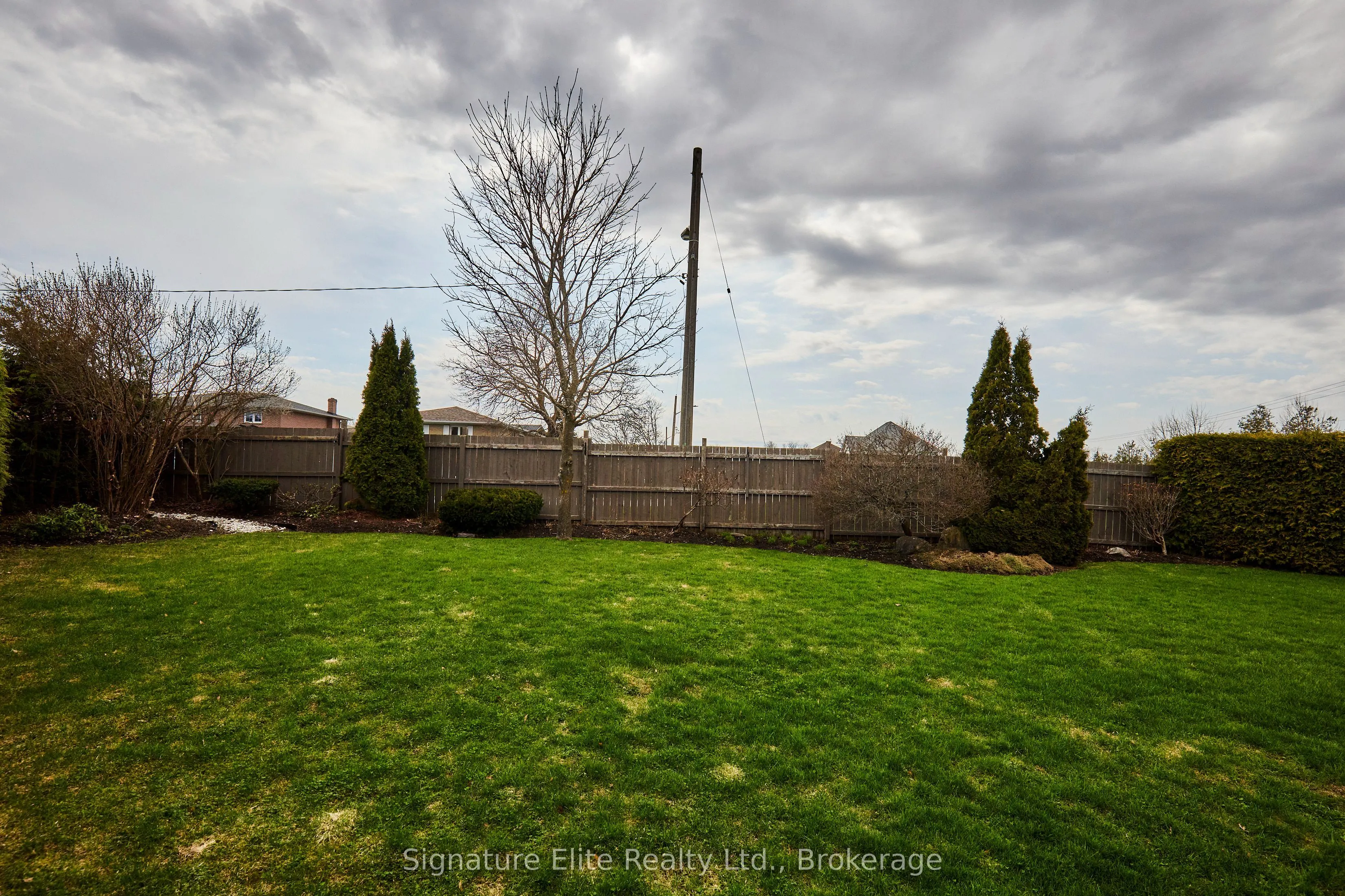 19 Lori Boulevard