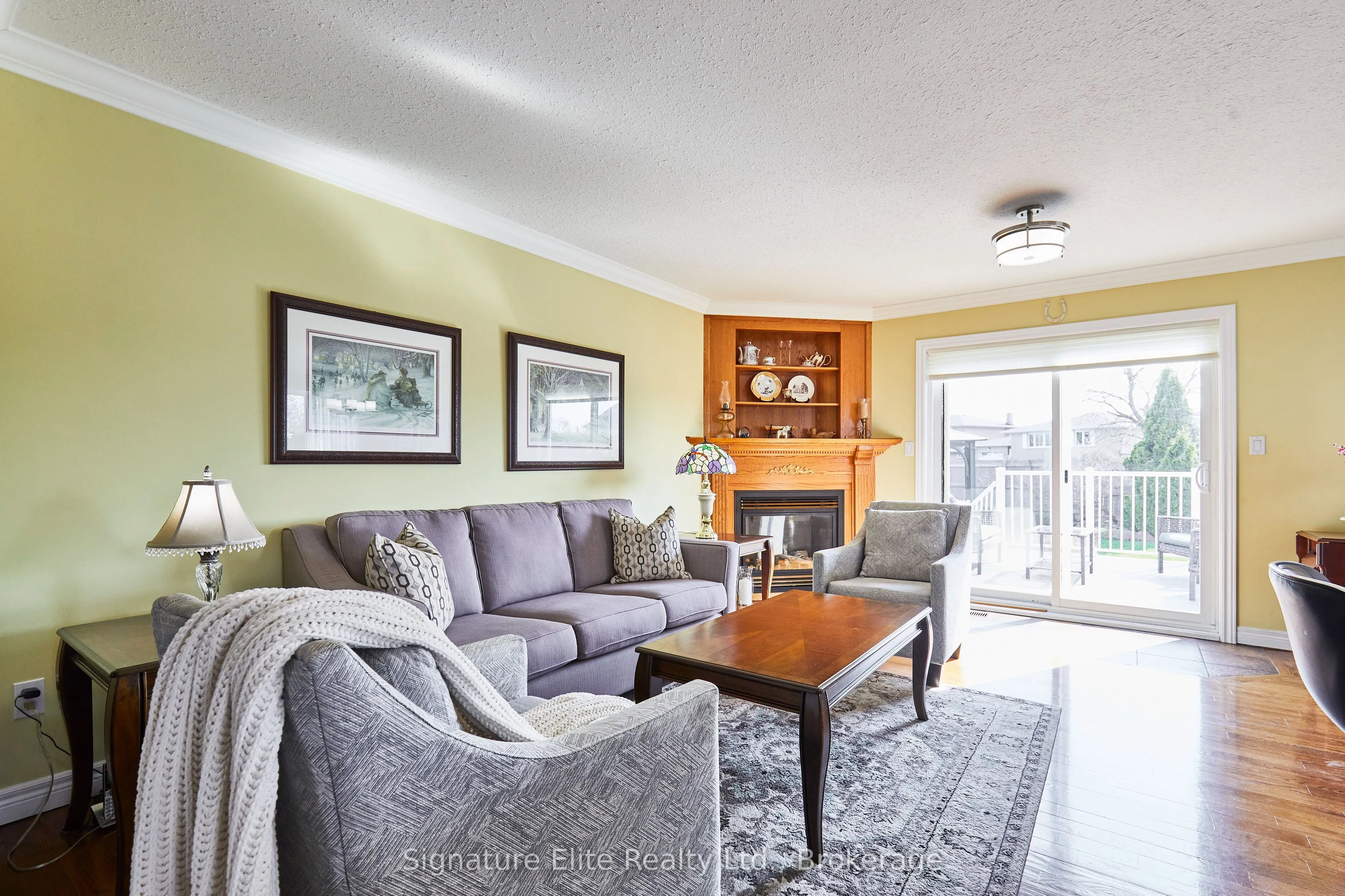 19 Lori Boulevard