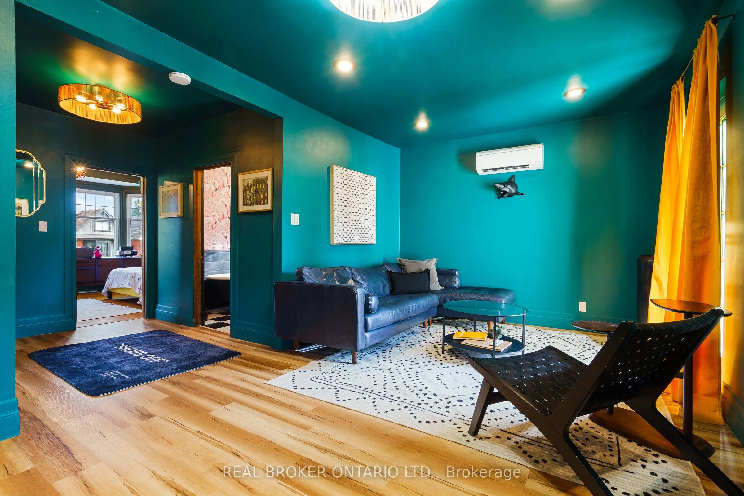 202 Prospect Street S
