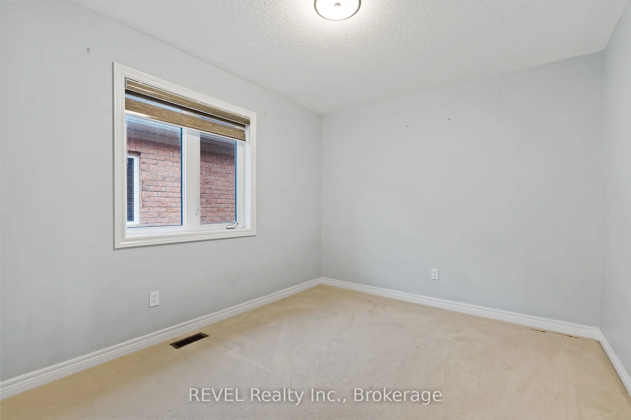 32 Sparkle Drive