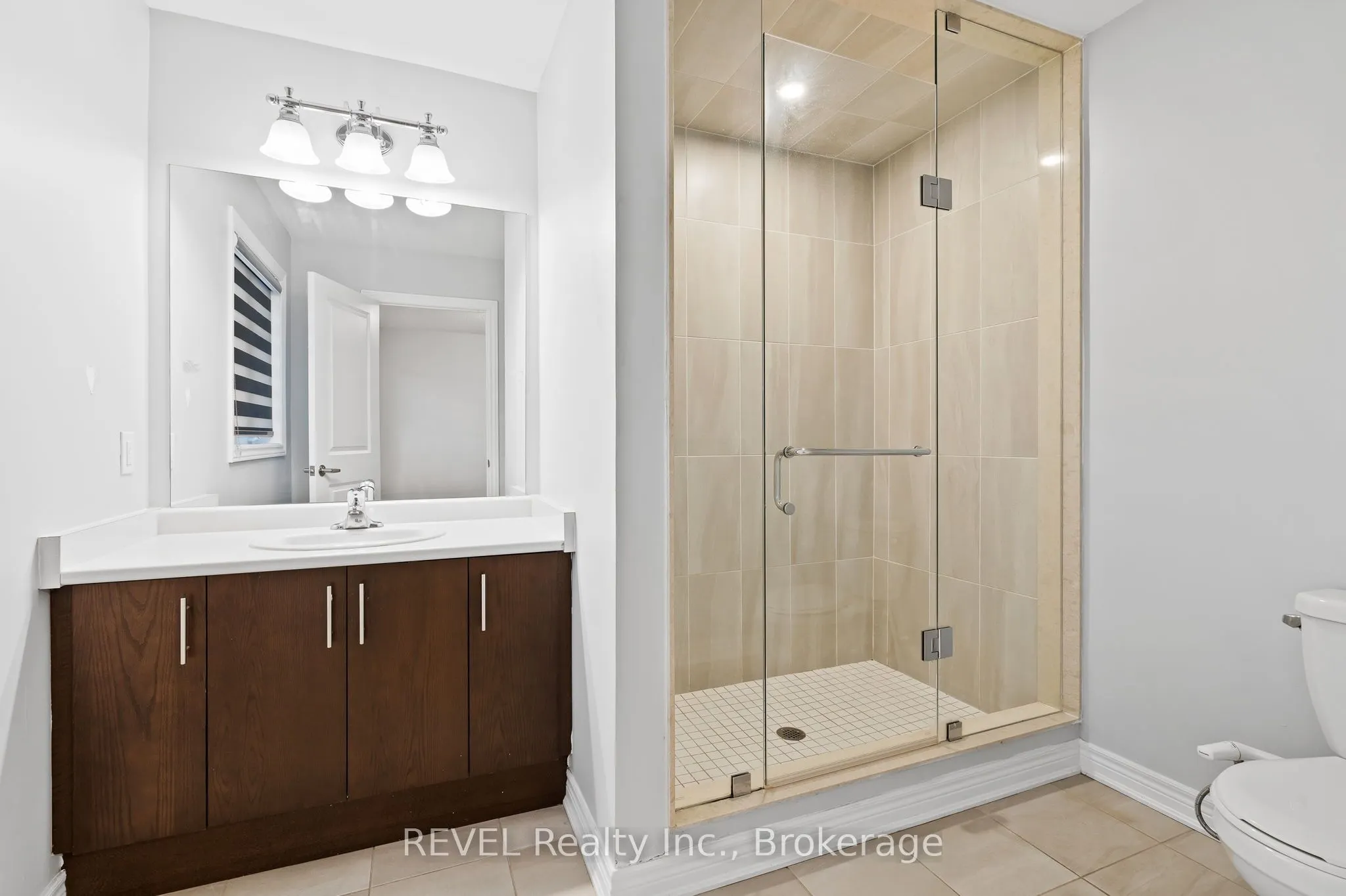 32 Sparkle Drive