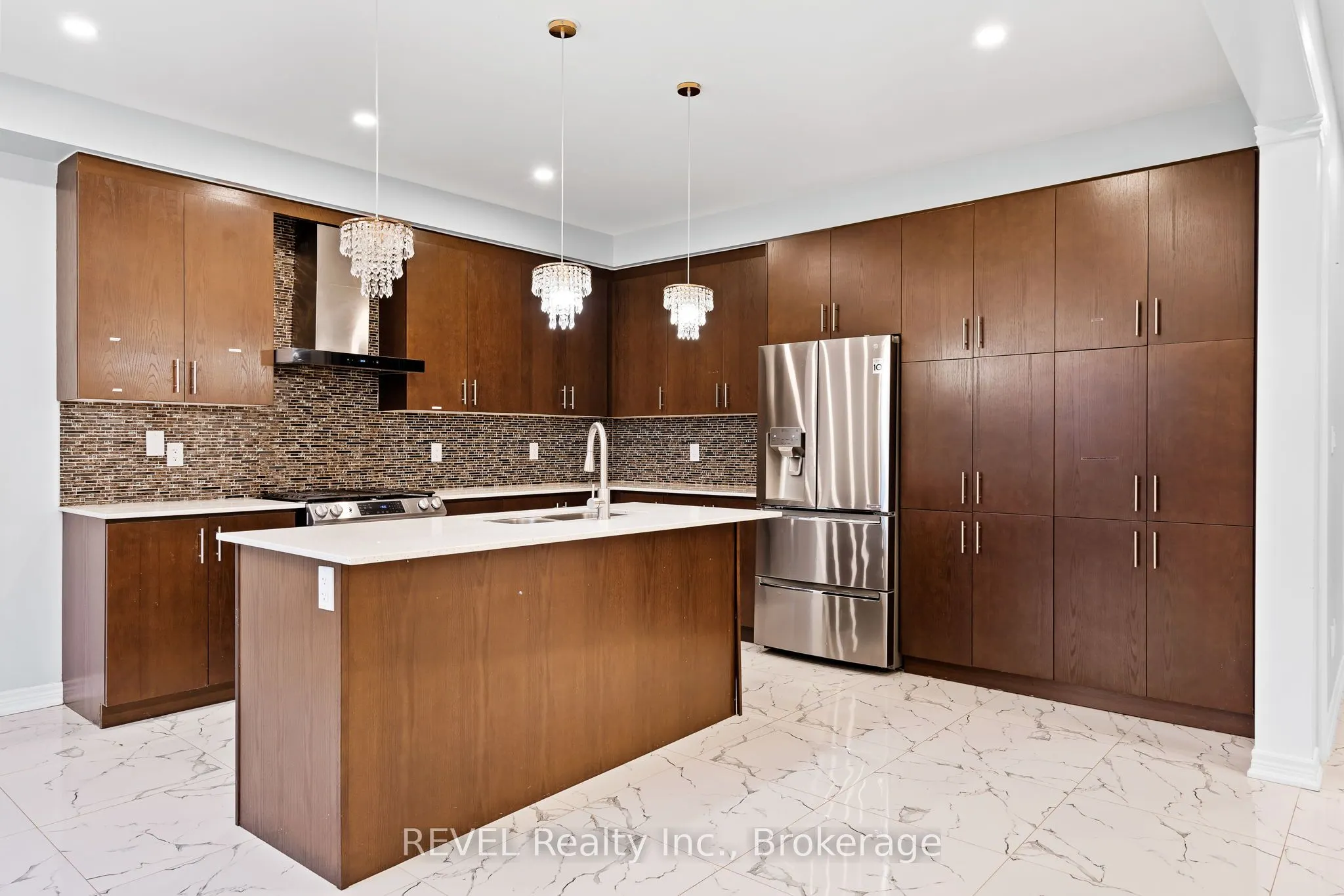 32 Sparkle Drive