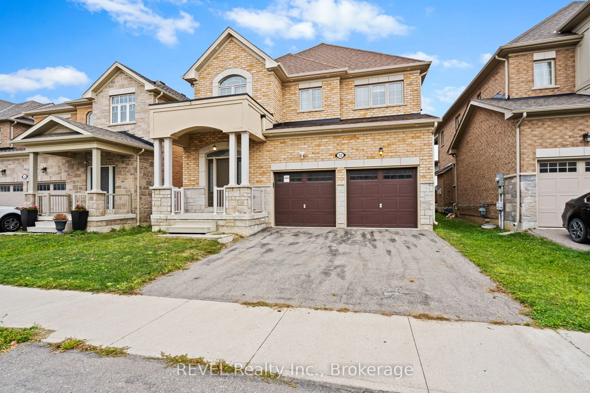 32 Sparkle Drive