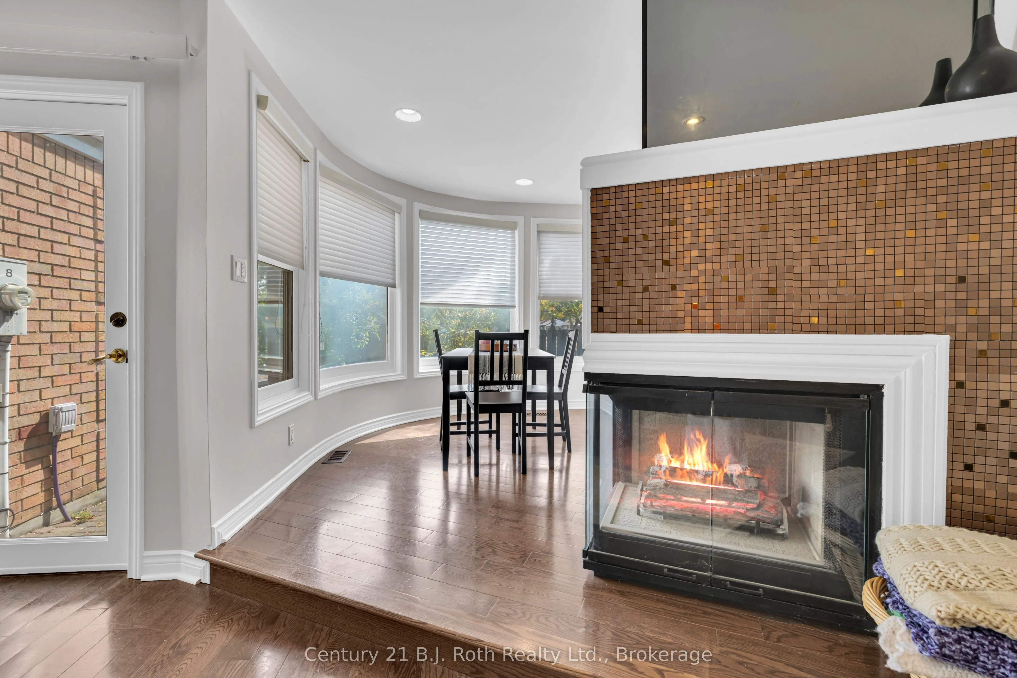 1185 Grand Marais Road W, #9