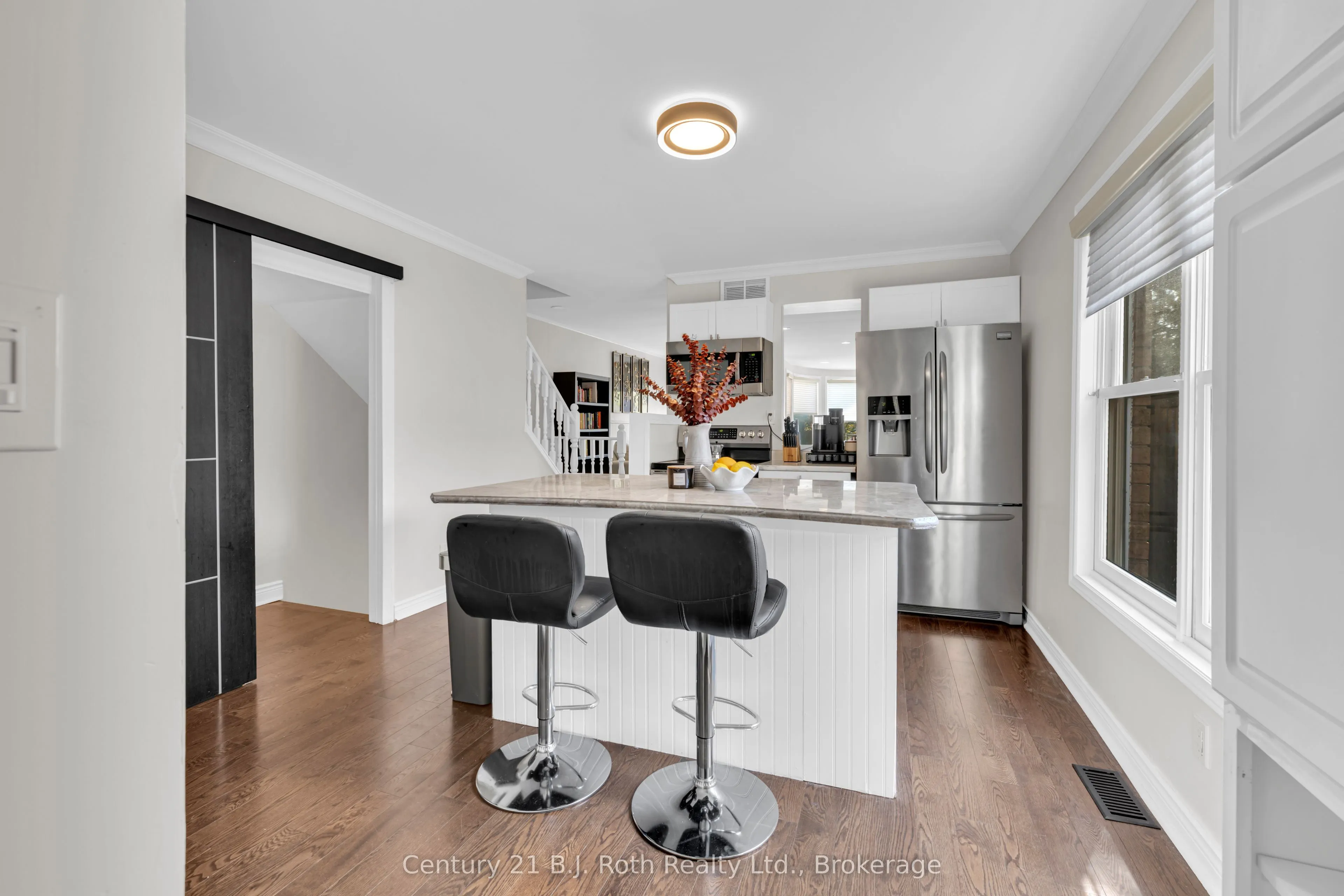 1185 Grand Marais Road W, #9