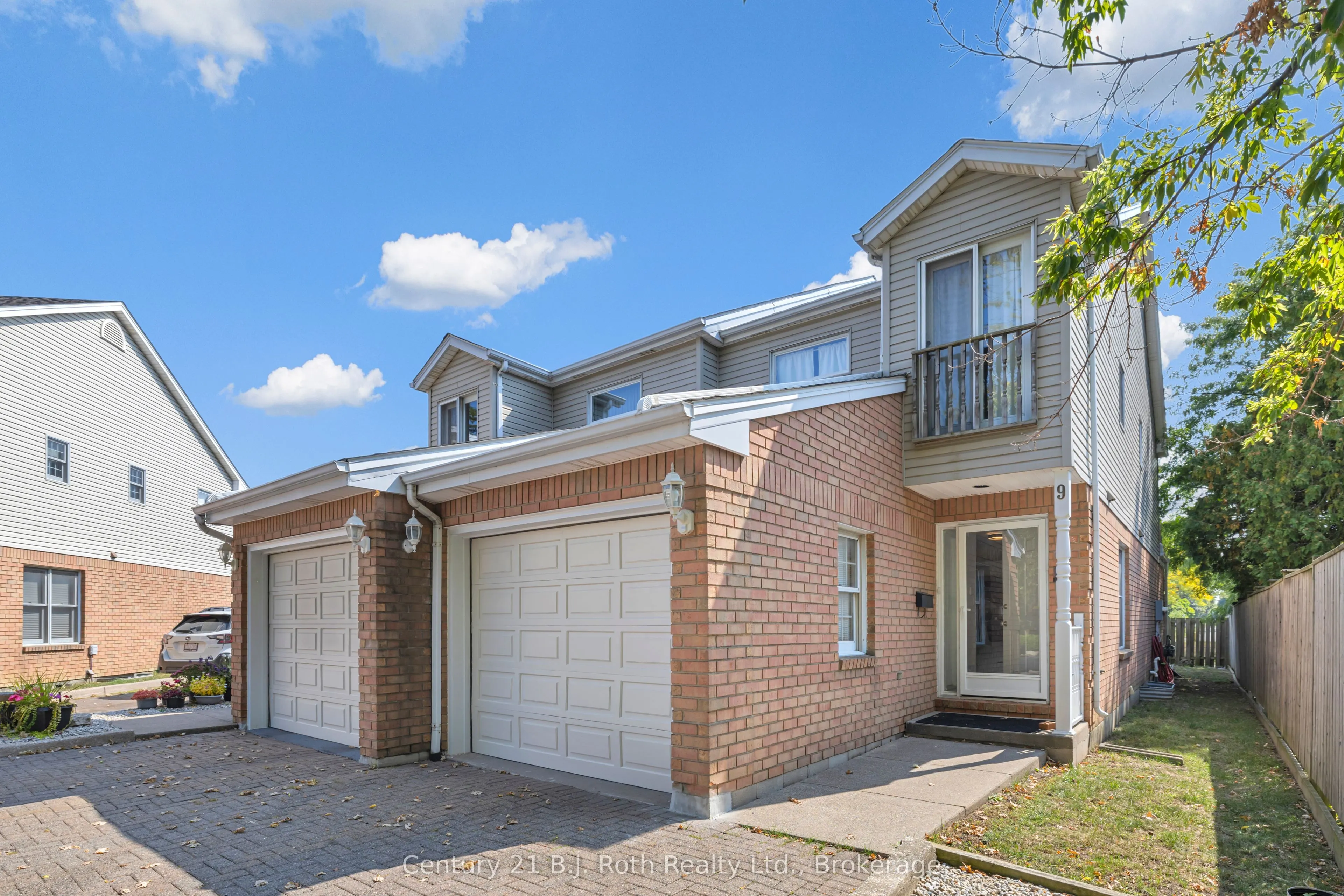 1185 Grand Marais Road W, #9