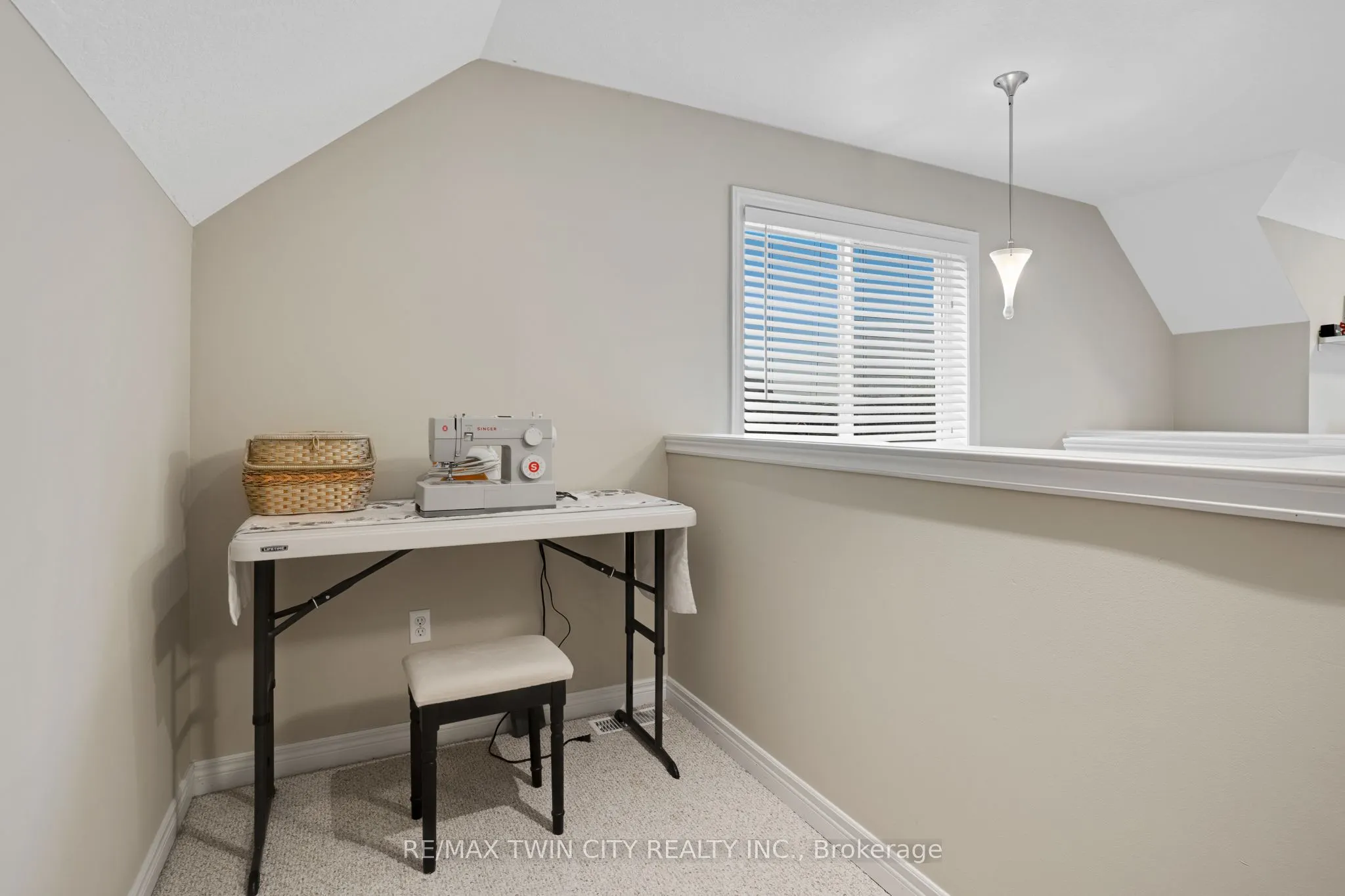 40 LEMONWOOD Place