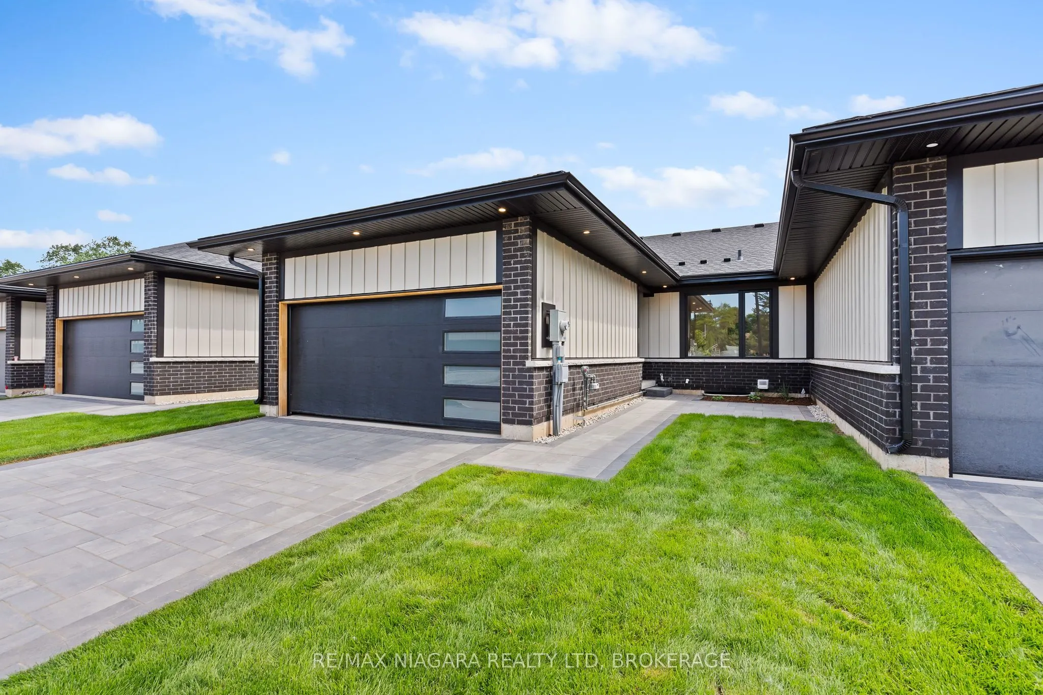 16 ACCURSI Crescent