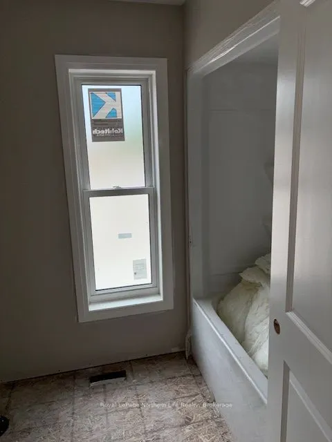 10 Meadow Wood Court